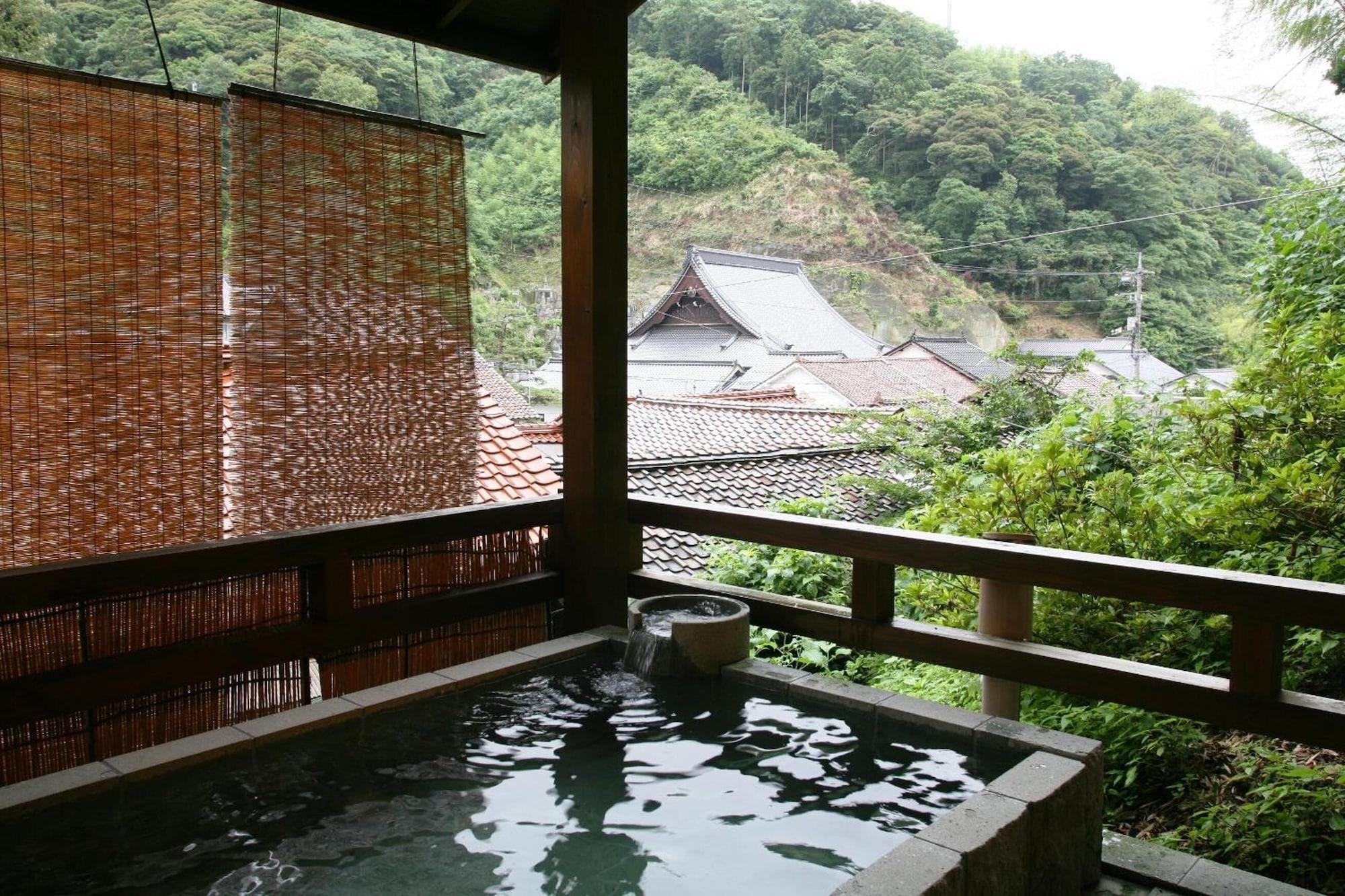 Equipamiento de Habitación Kiunsoh