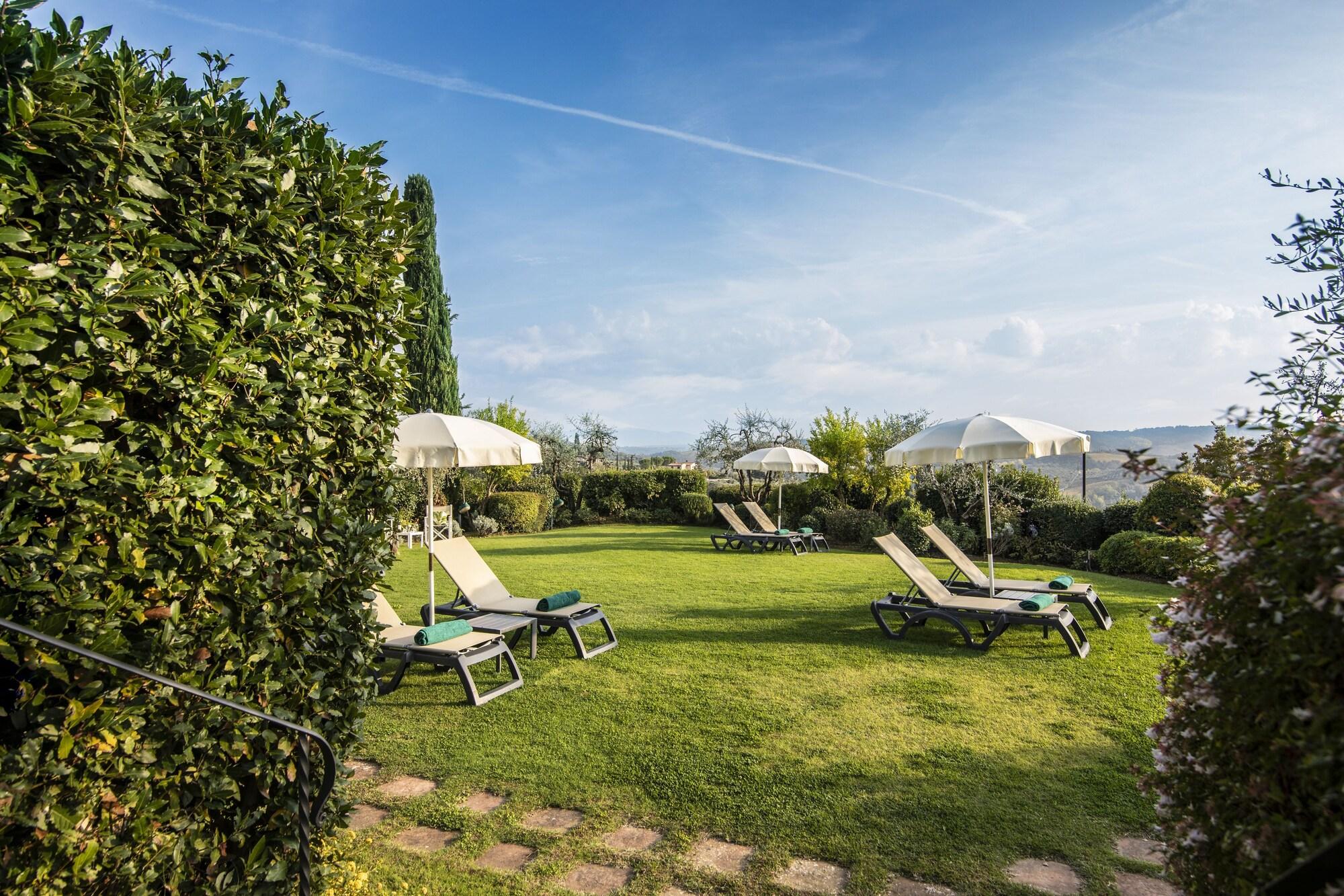 Vista Exterior RELAIS SANTA CHIARA - TUSCANY CHARME