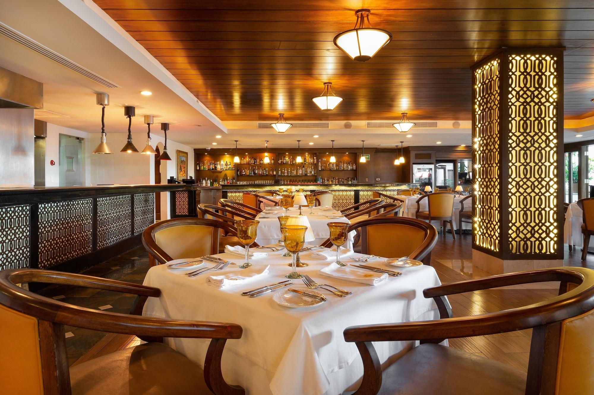 Restaurant Villa La Estancia Beach Resort & Spa