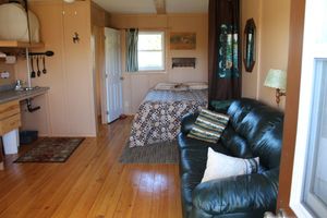 Alquiler Vacacional - Cabins on the York - Cabin #4 - Wolf Cabin