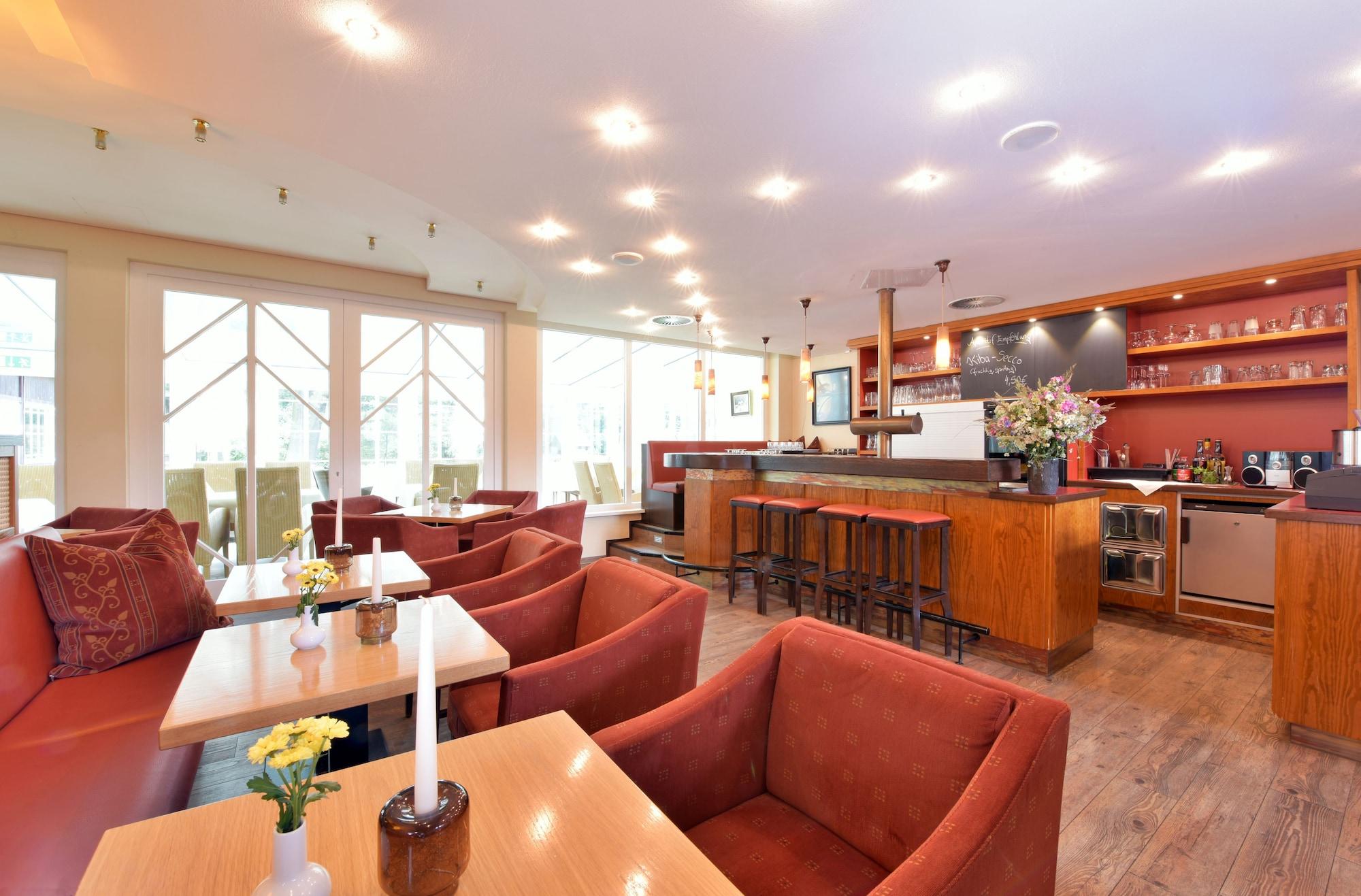 Bar/Salón Waldhotel Eiche