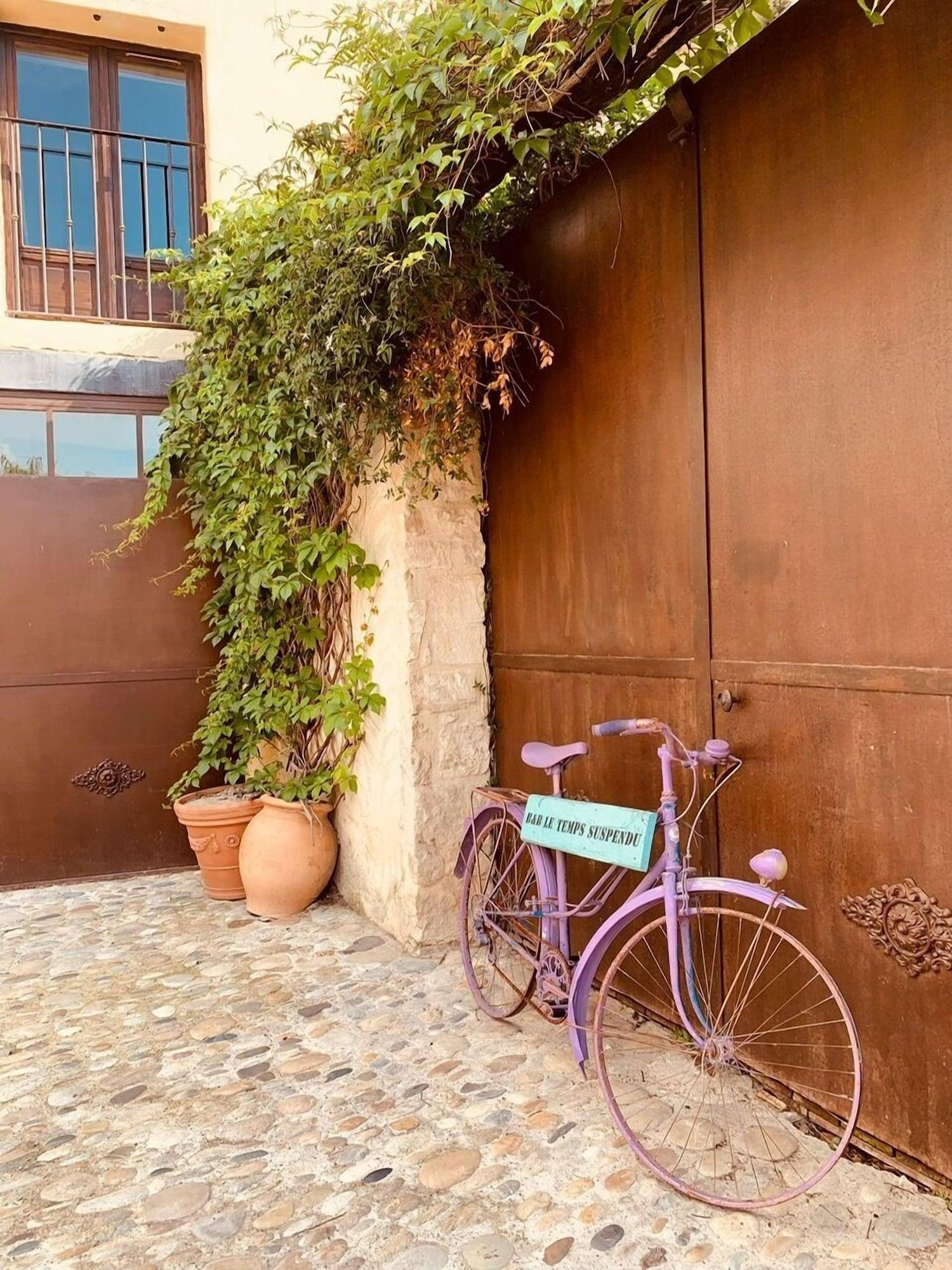 Vista Exterior B&B Temps Suspendu Provence