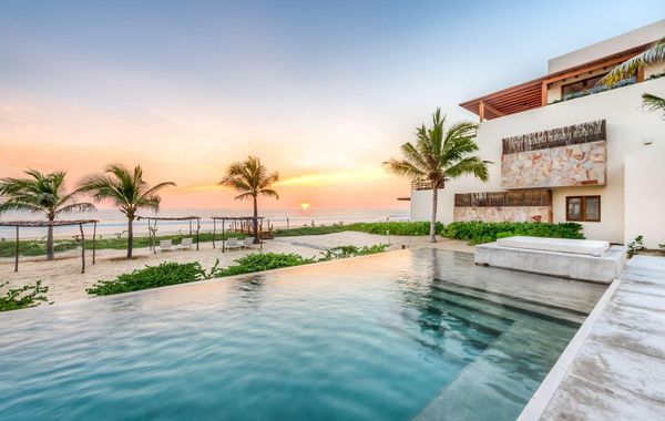 Marea Beachfront Villas