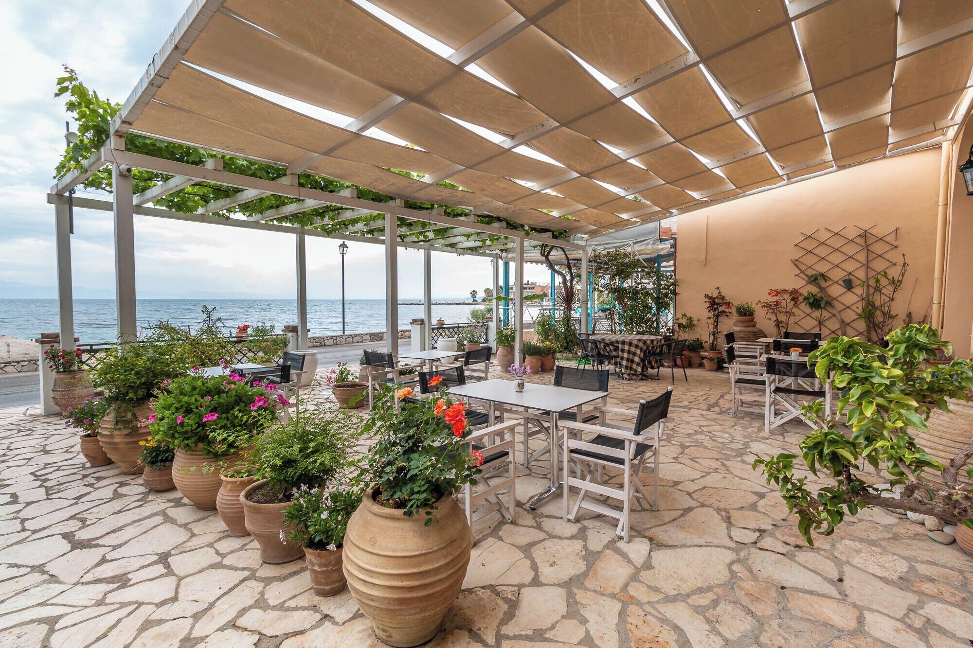 Varios Eros Hotel