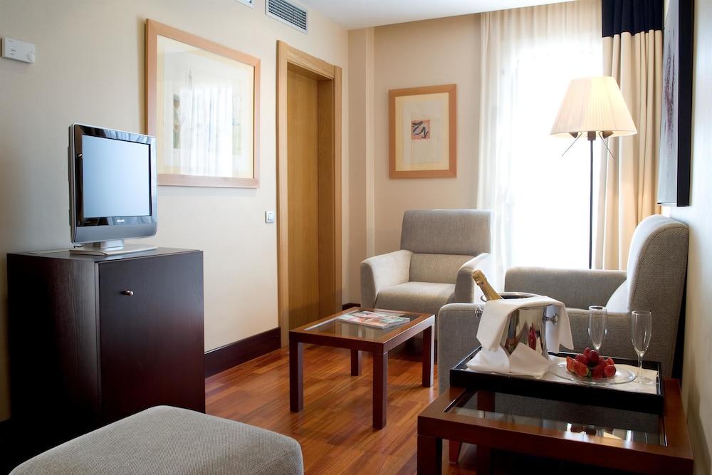 Hotel NH Barcelona Stadium