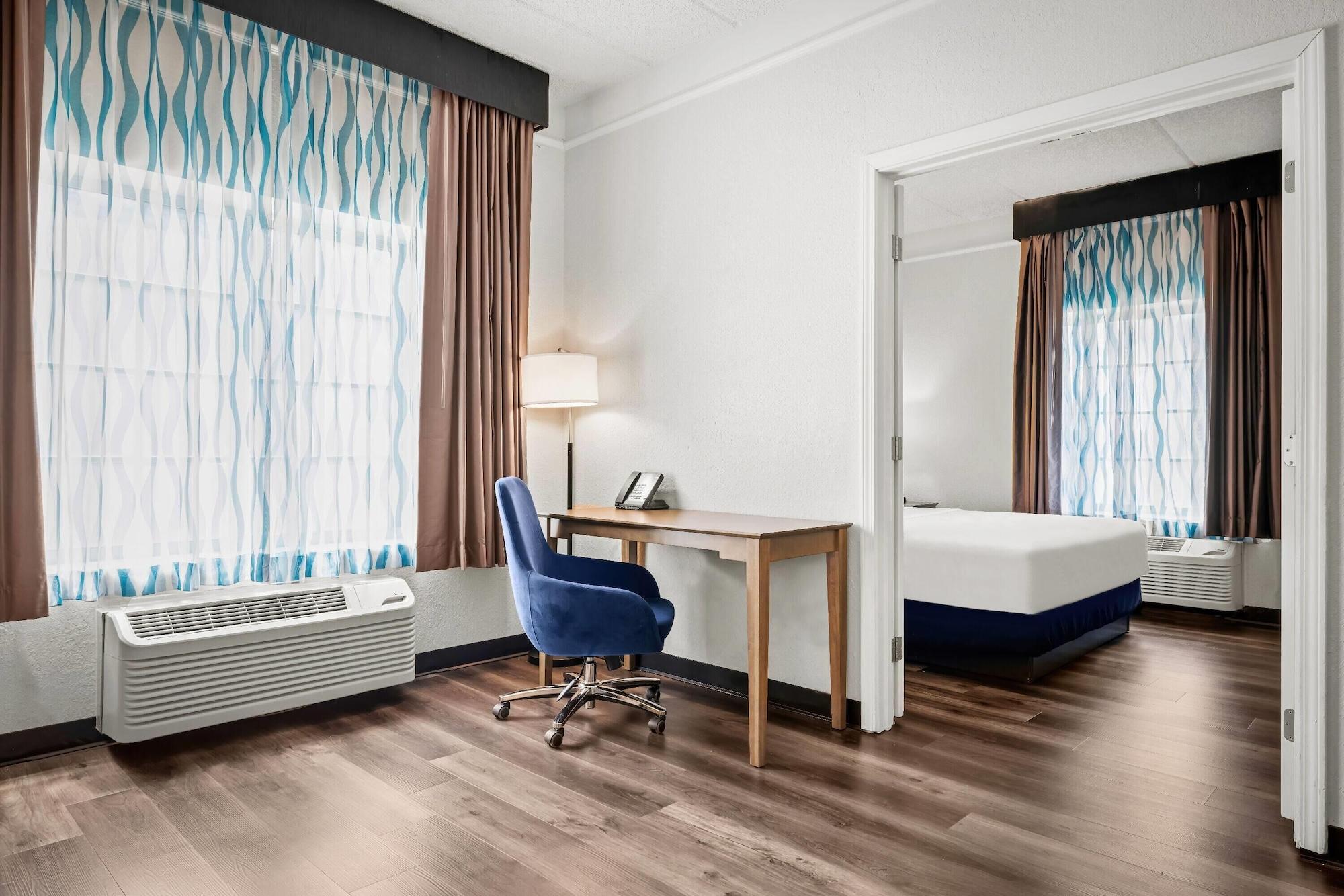 Habitación La Quinta Inn & Suites by Wyndham Miami Airport West