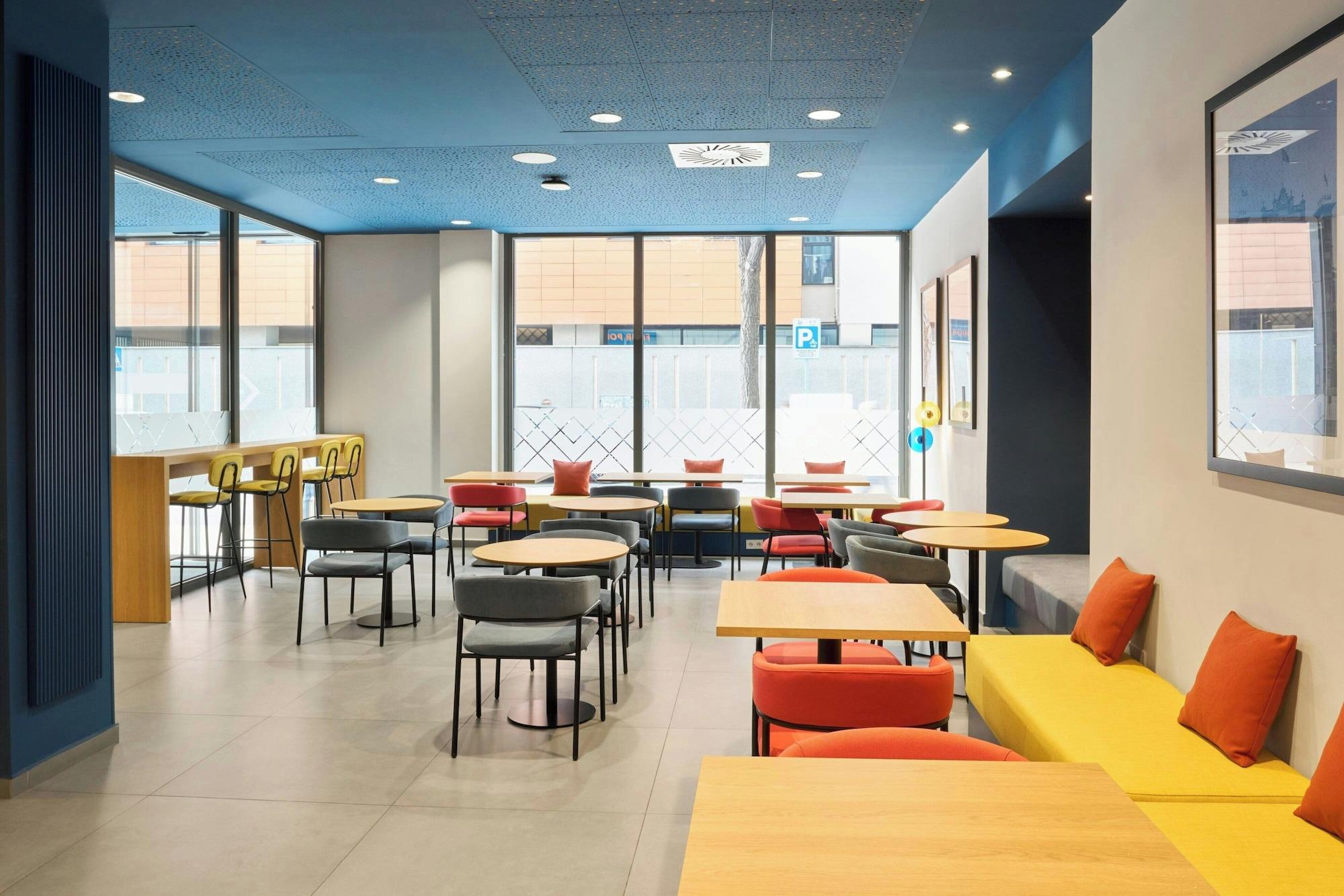 Vista Lobby Four Points Flex by Sheraton Madrid Atocha