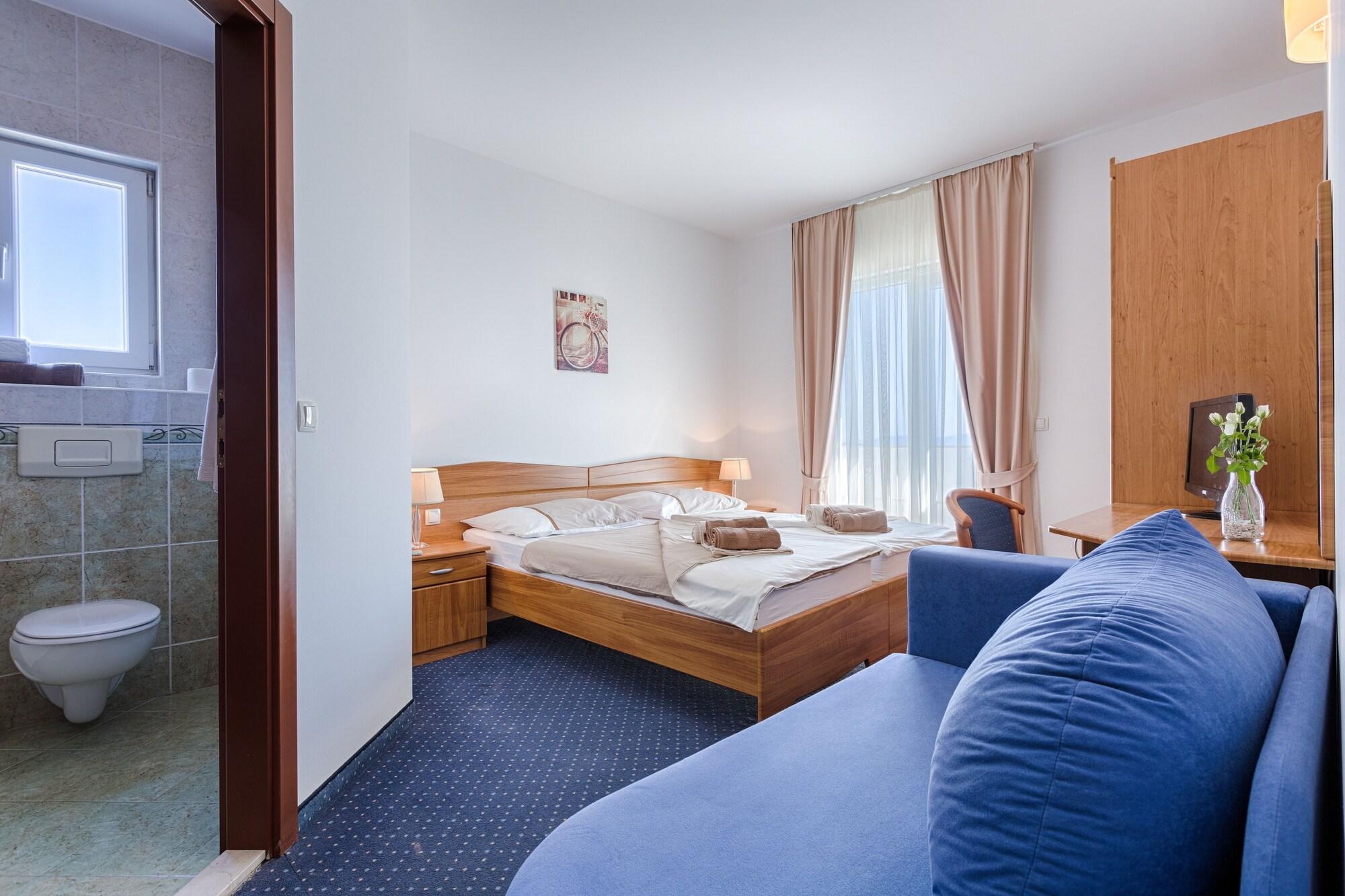 Varios Hotel Viktorija