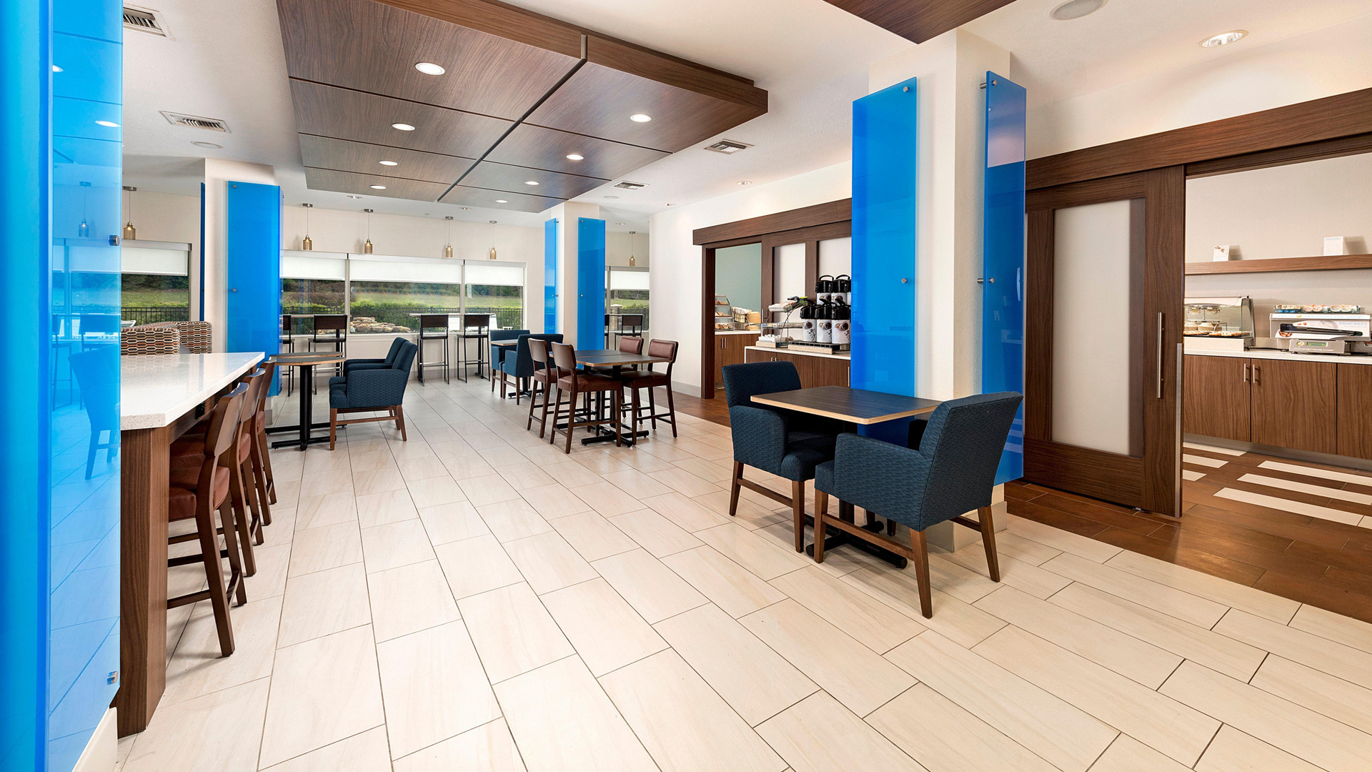 Restaurant Holiday Inn Express Hotel and Suites Conroe
