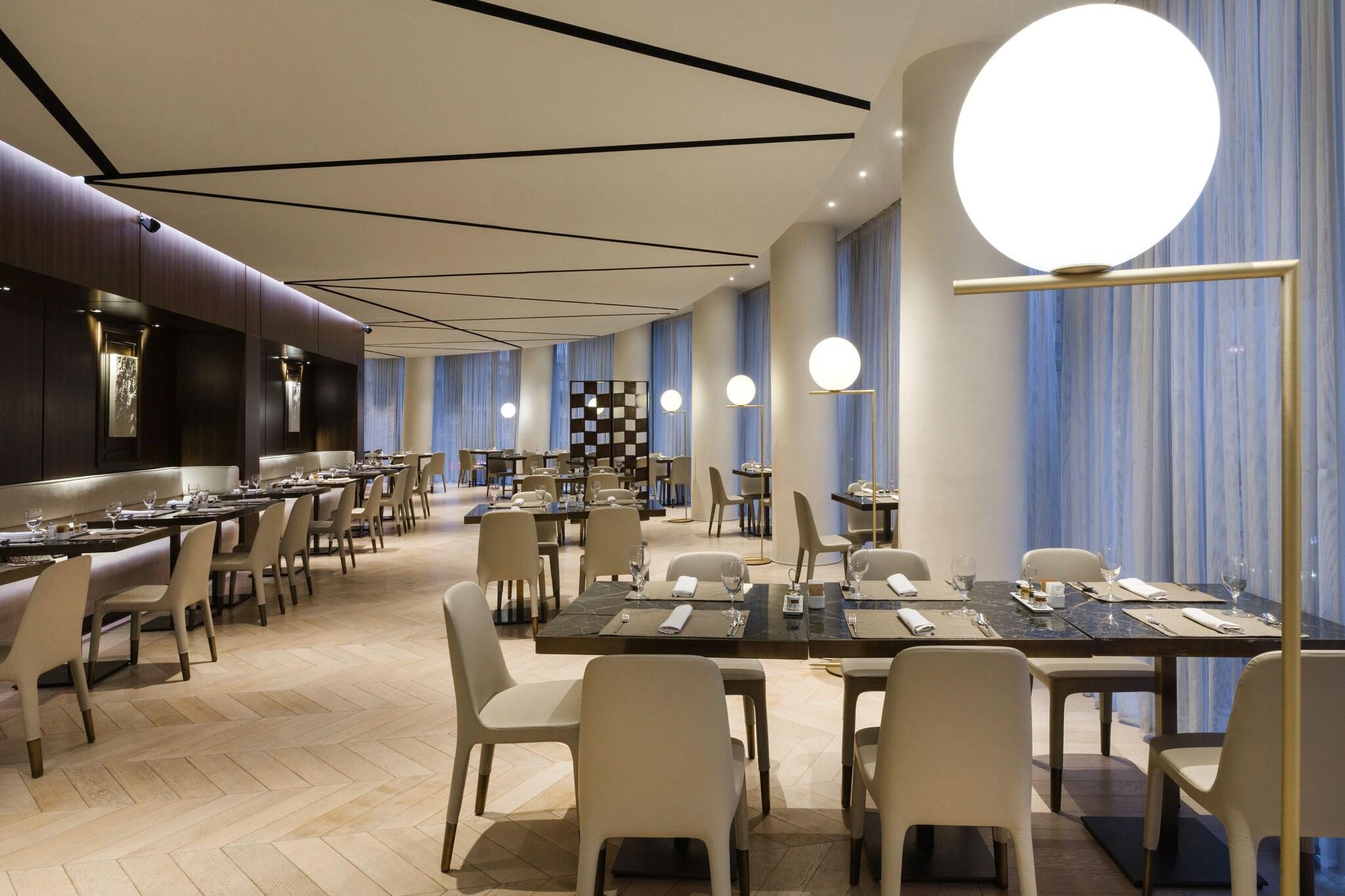 Restaurant Maritim Hotel Plaza Tirana