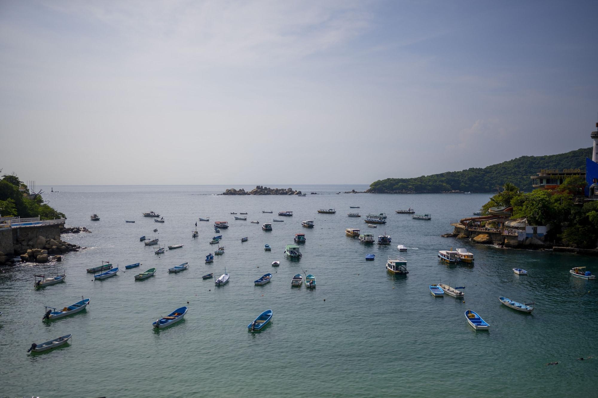 Playa Acamar Beach Resort Acapulco
