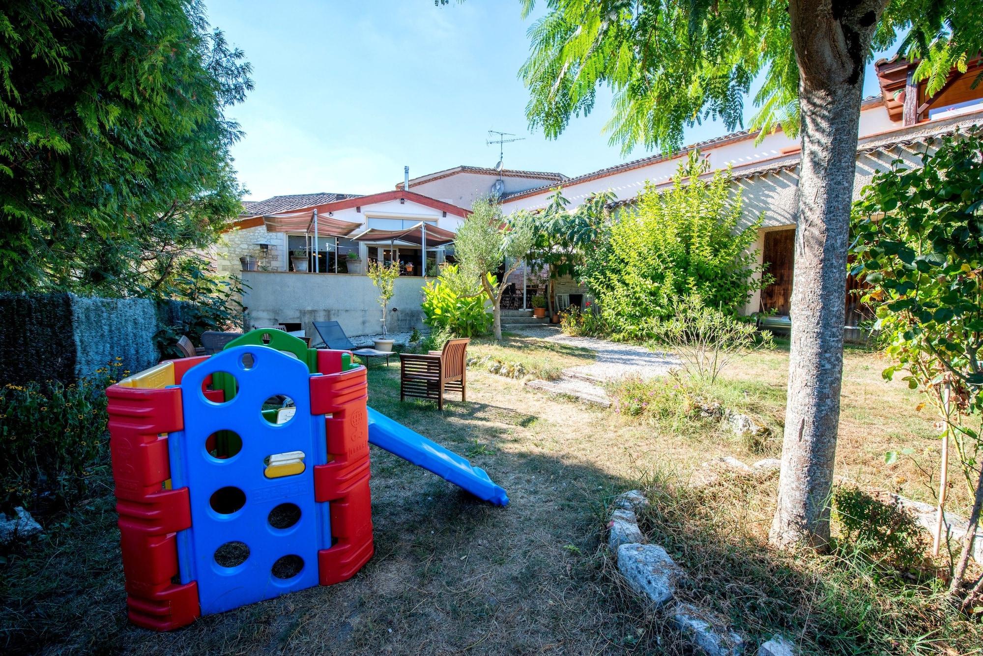 Instalaciones Recreativas Les Voyageurs