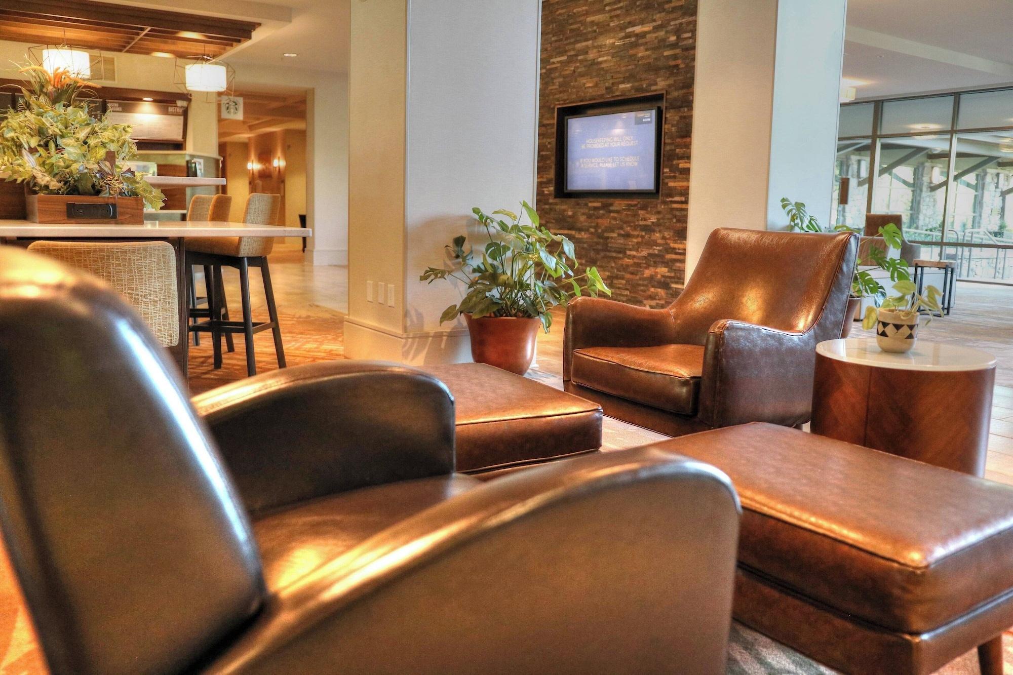 Vista Lobby Courtyard by Marriott Pigeon Forge