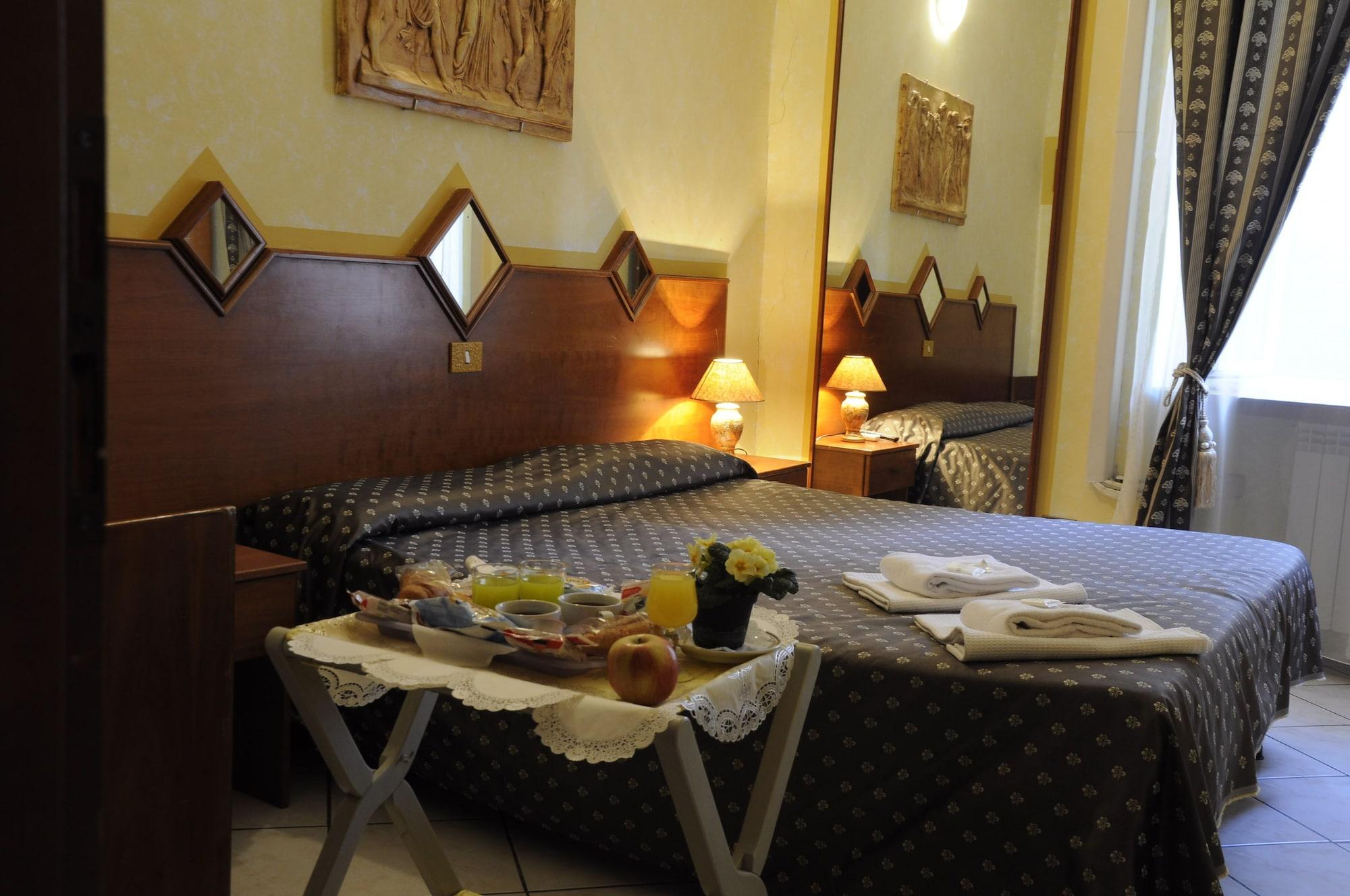 Varios Hotel Farini