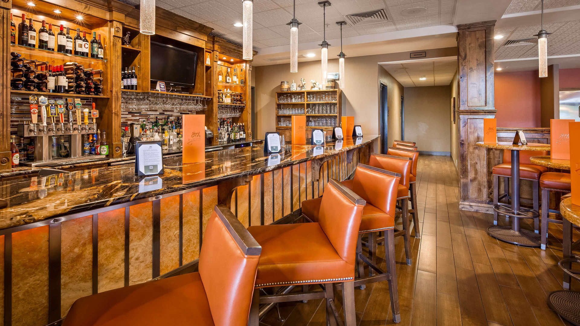 Bar/Salón Best Western Premier Ivy Inn & Suites