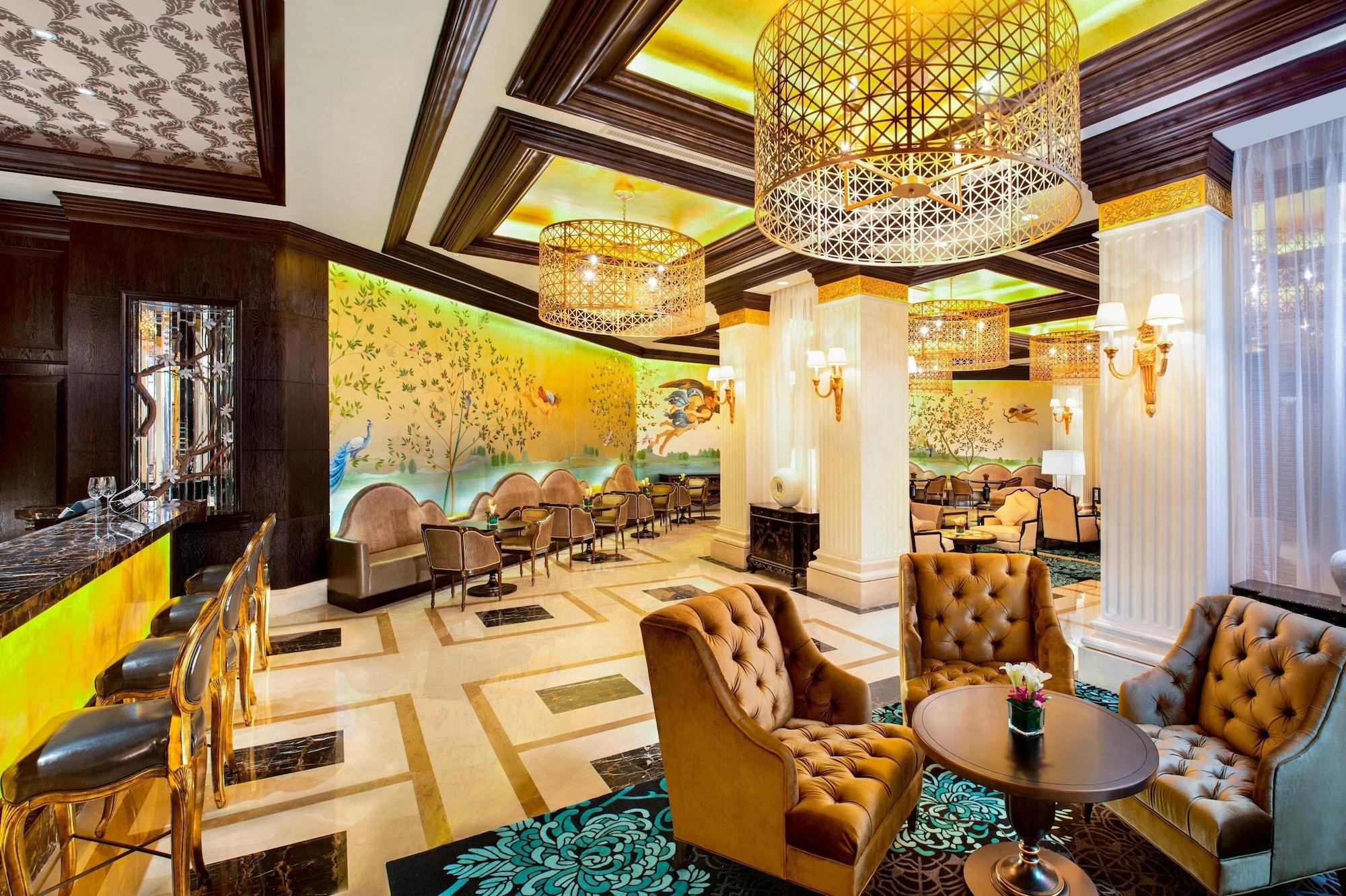 Vista Lobby The Castle Hotel, a Luxury Collection Hotel, Dalian