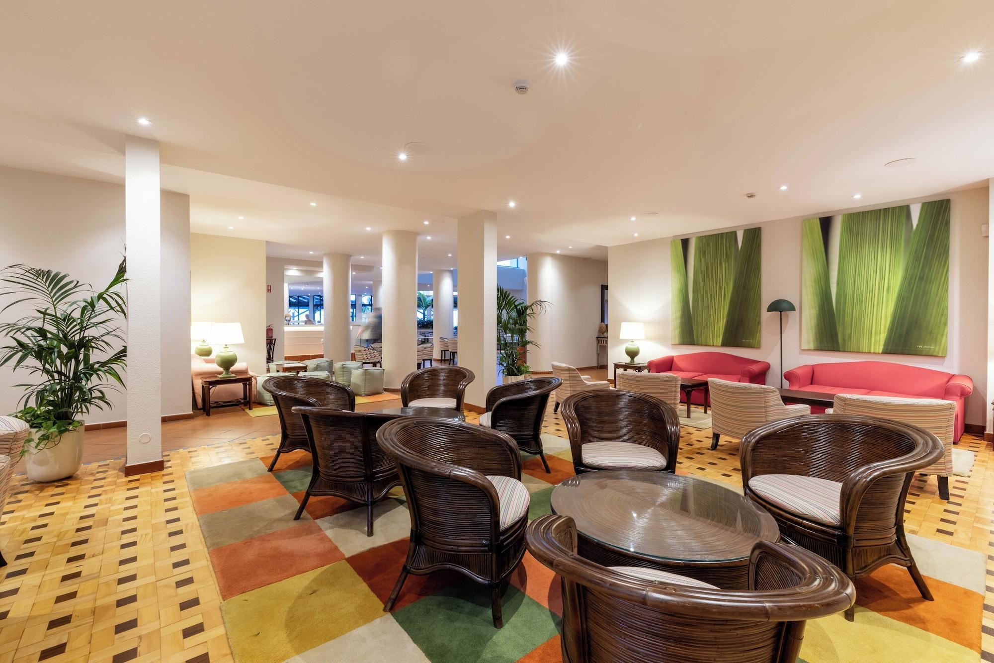 Vista Lobby Pestana Ocean Bay Resort