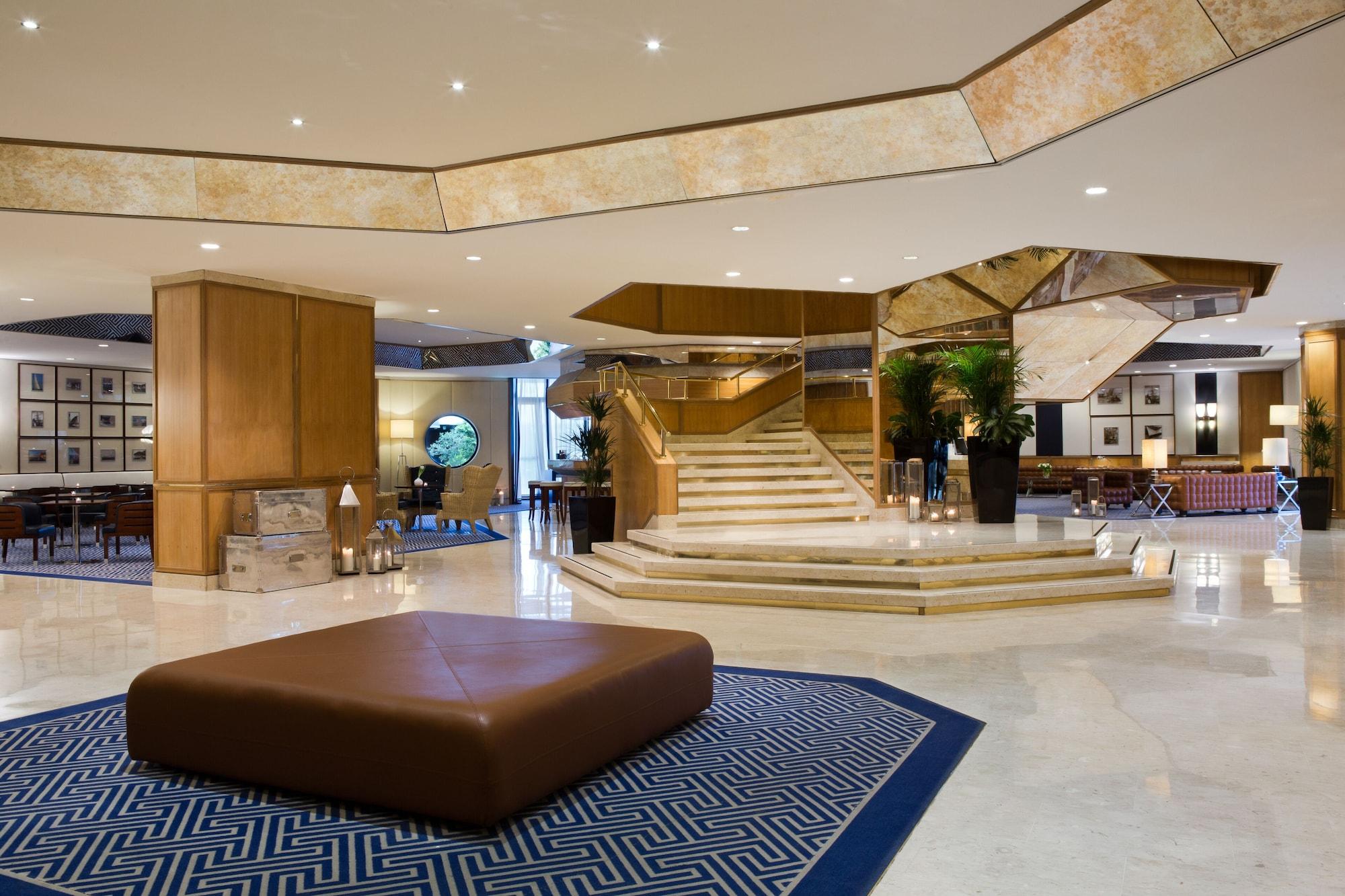 Vista Lobby Starhotels President
