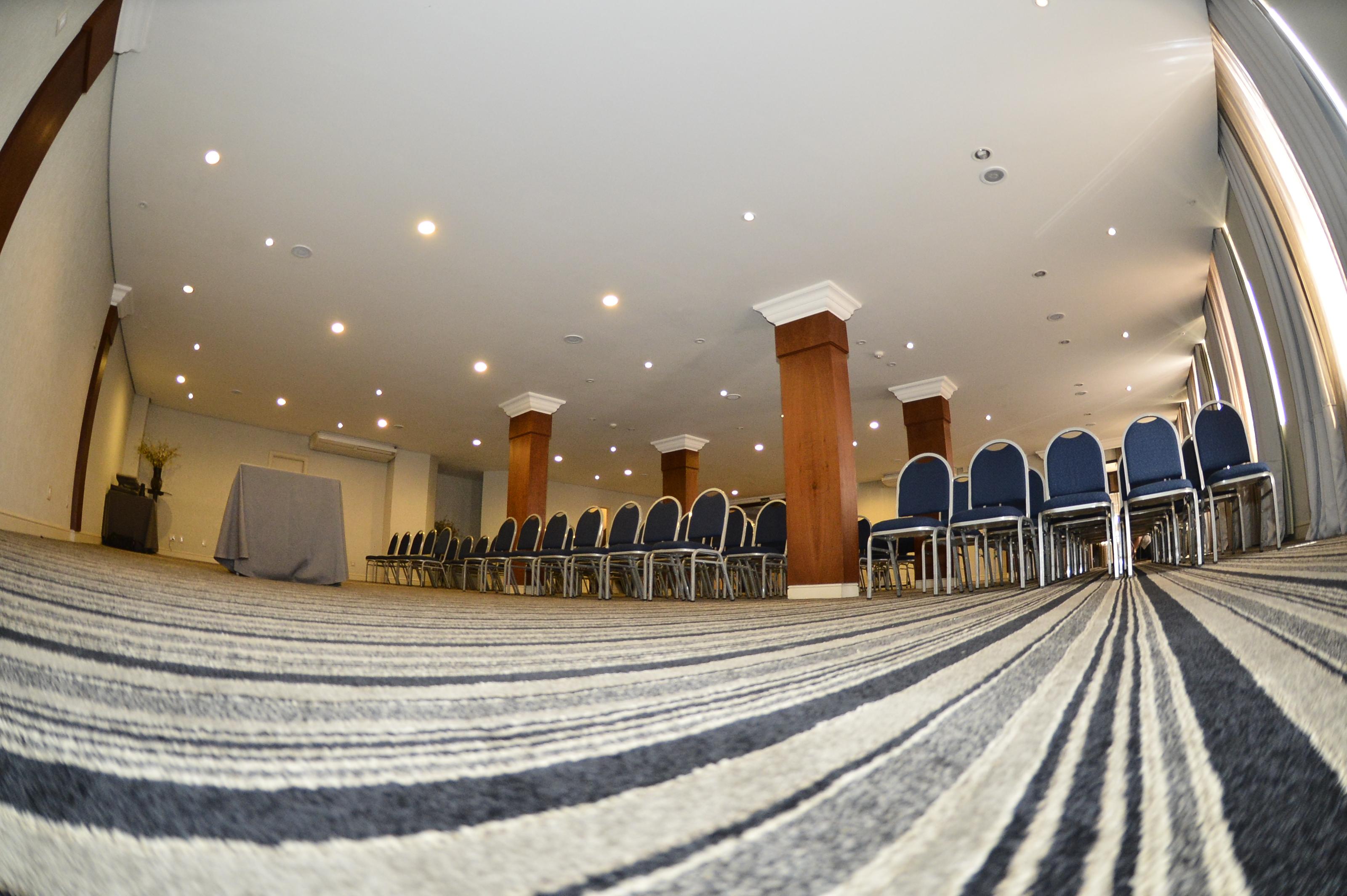 Sala de Reuniones Kuster Hotel