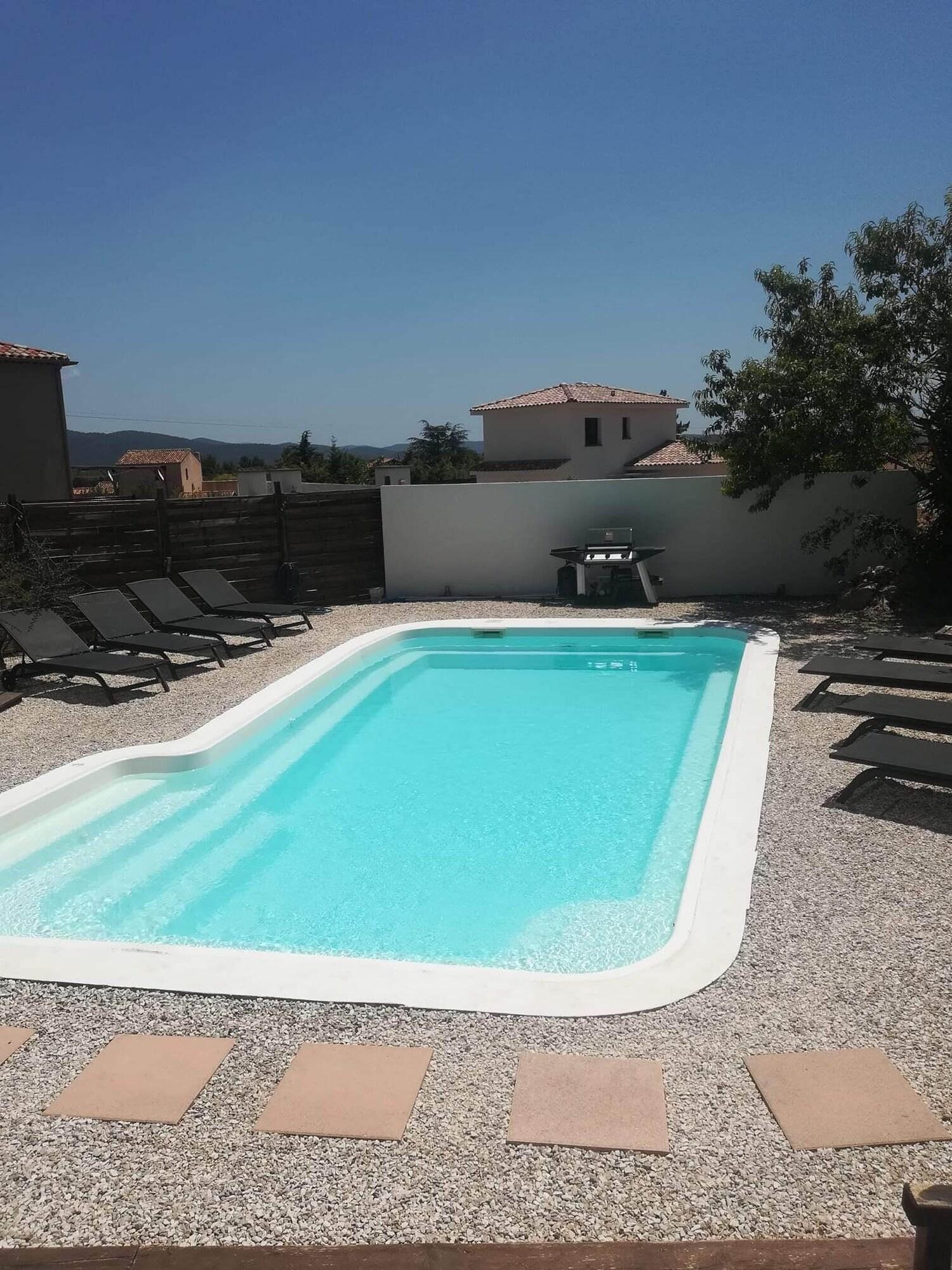 Vista Exterior Pugetvilla