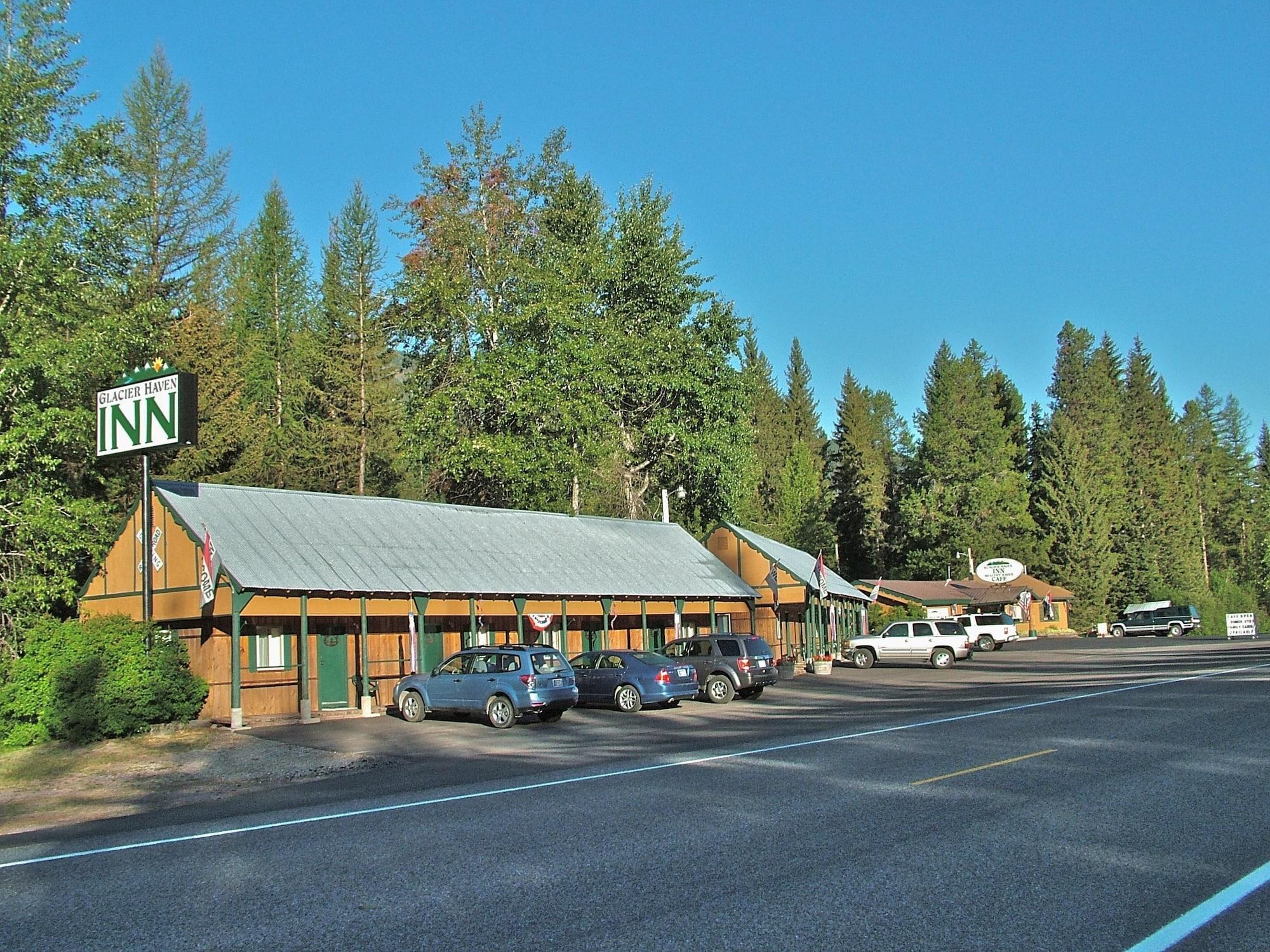 Varios Glacier Haven Inn