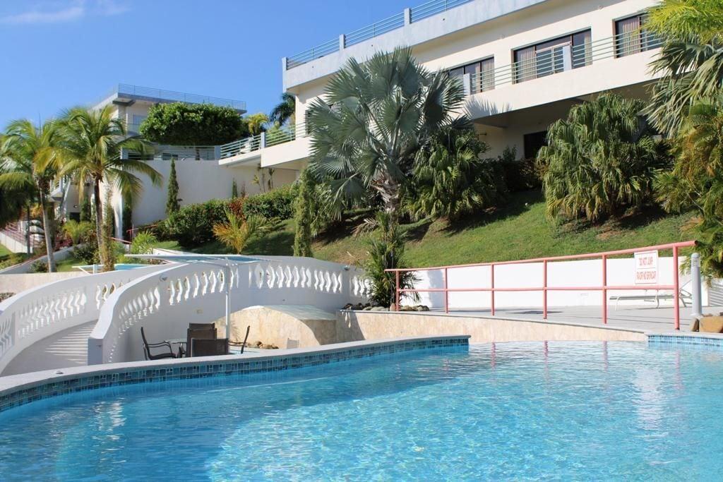 Vista Exterior Fajardo Inn
