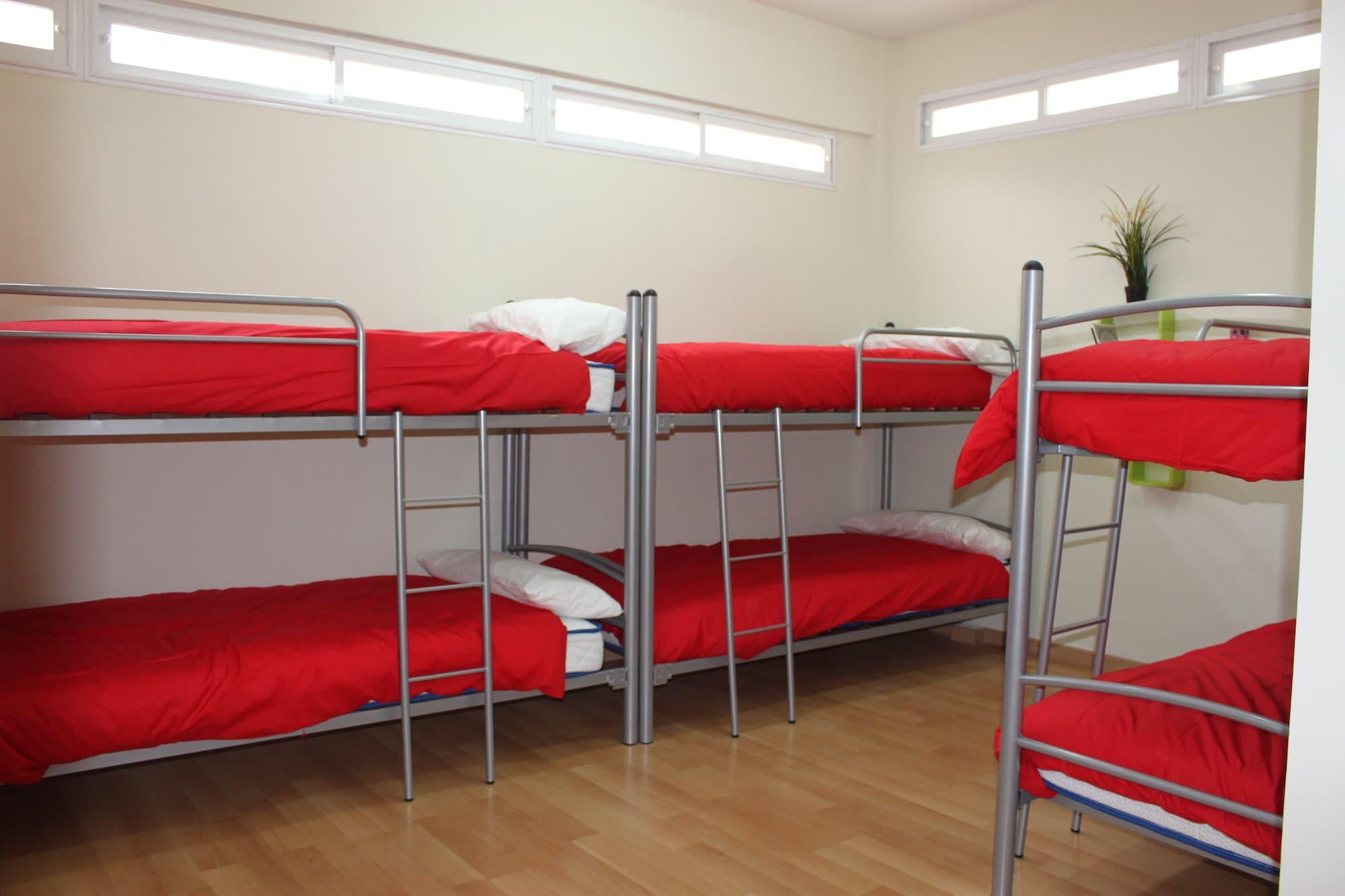 Varios Bilbao Central Hostel