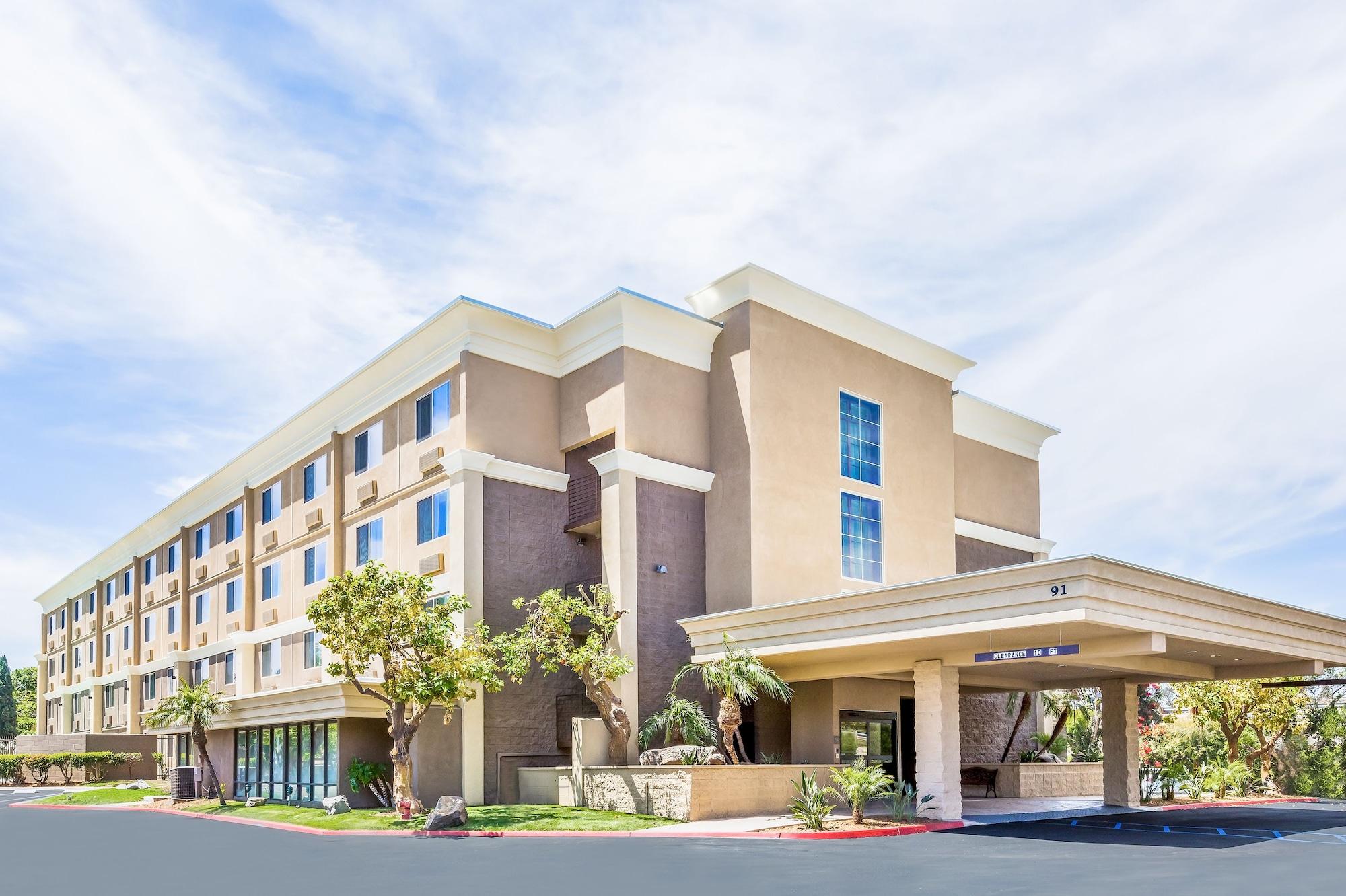 Vista Exterior Comfort Inn Chula Vista San Diego South