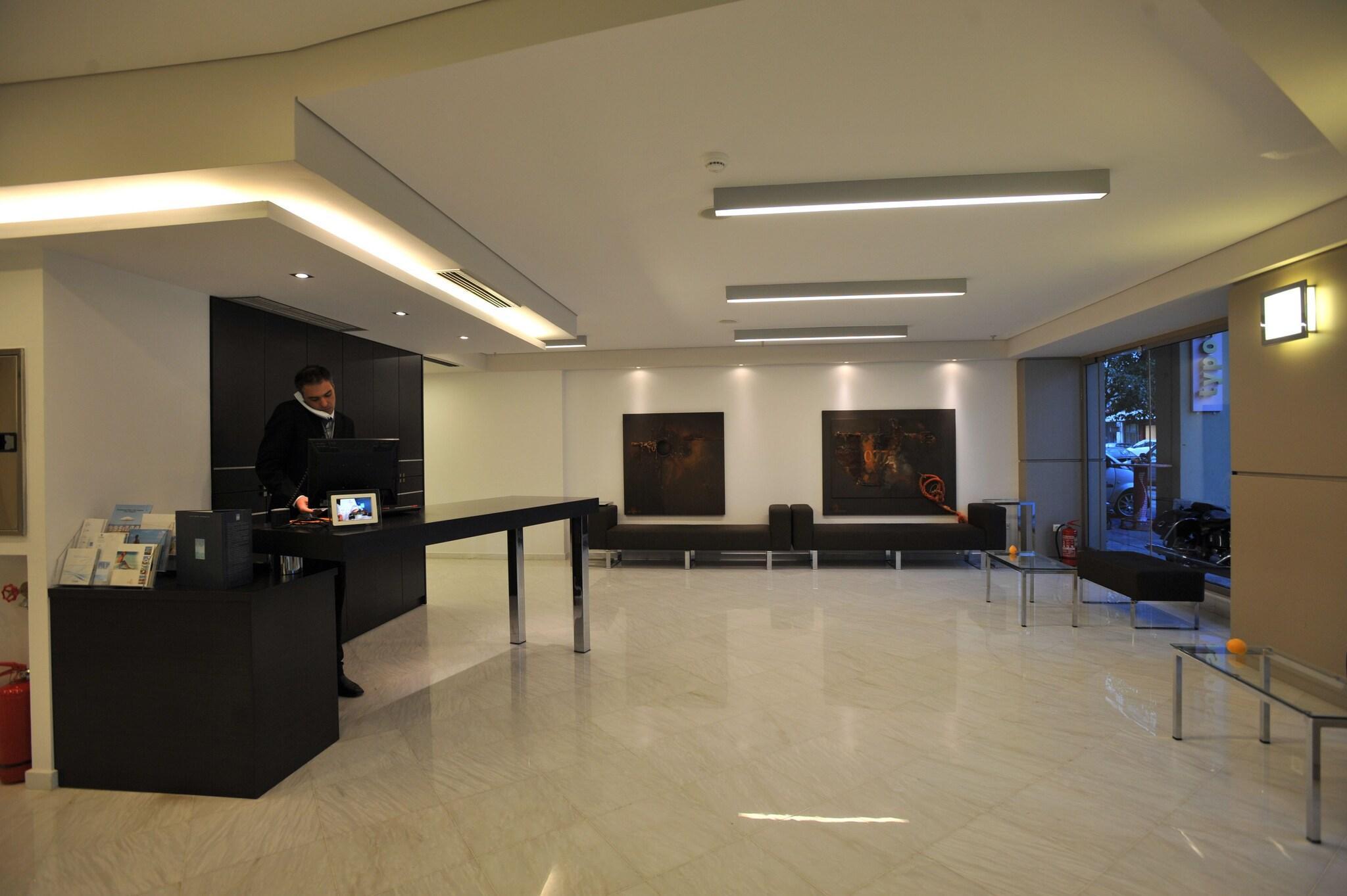 Vista Lobby Astoria Hotel