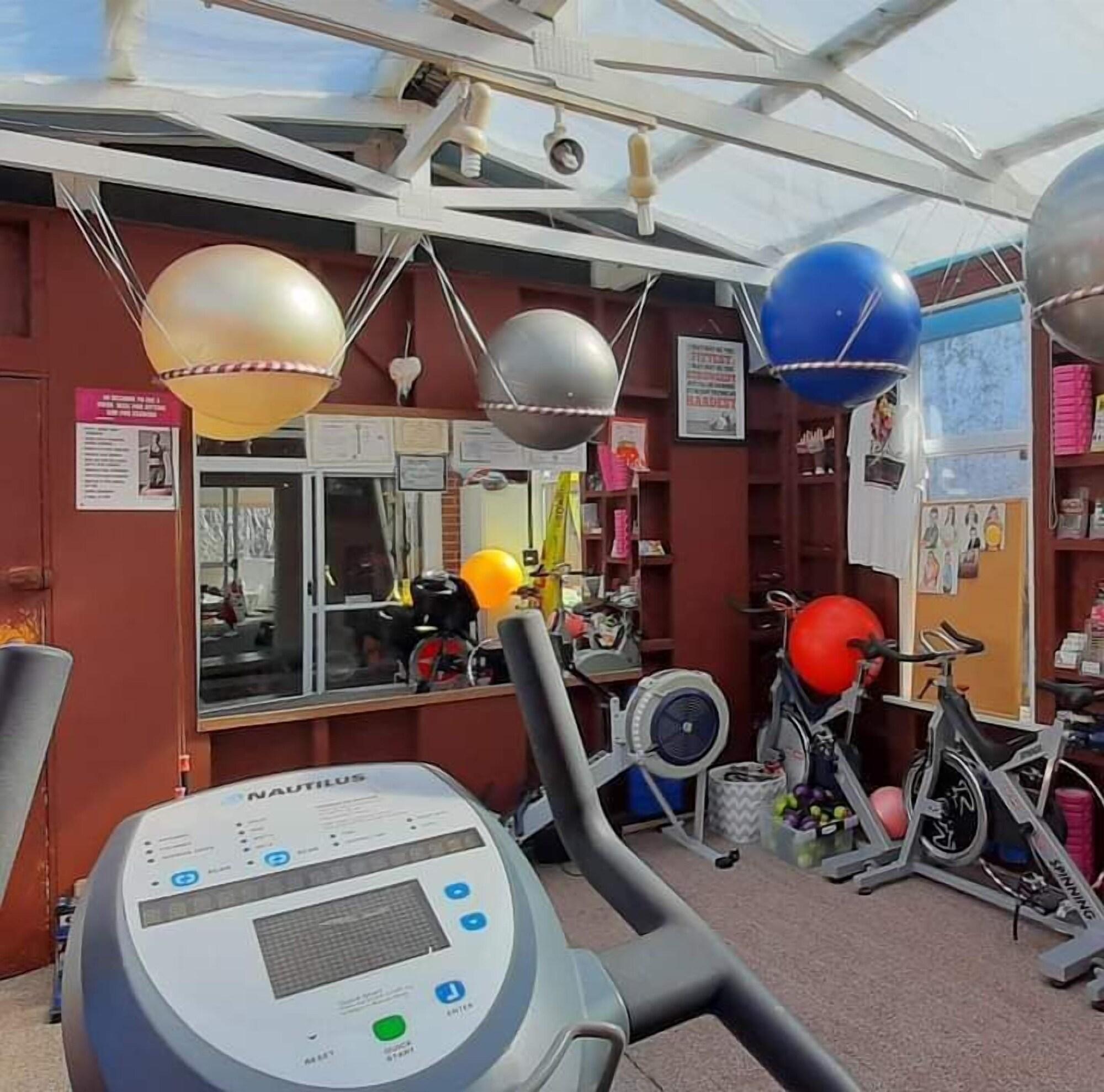 Gimnasio Lioness B&B