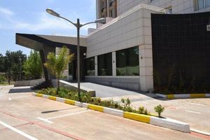 Alojamiento - Jardy Hôtel & Suites