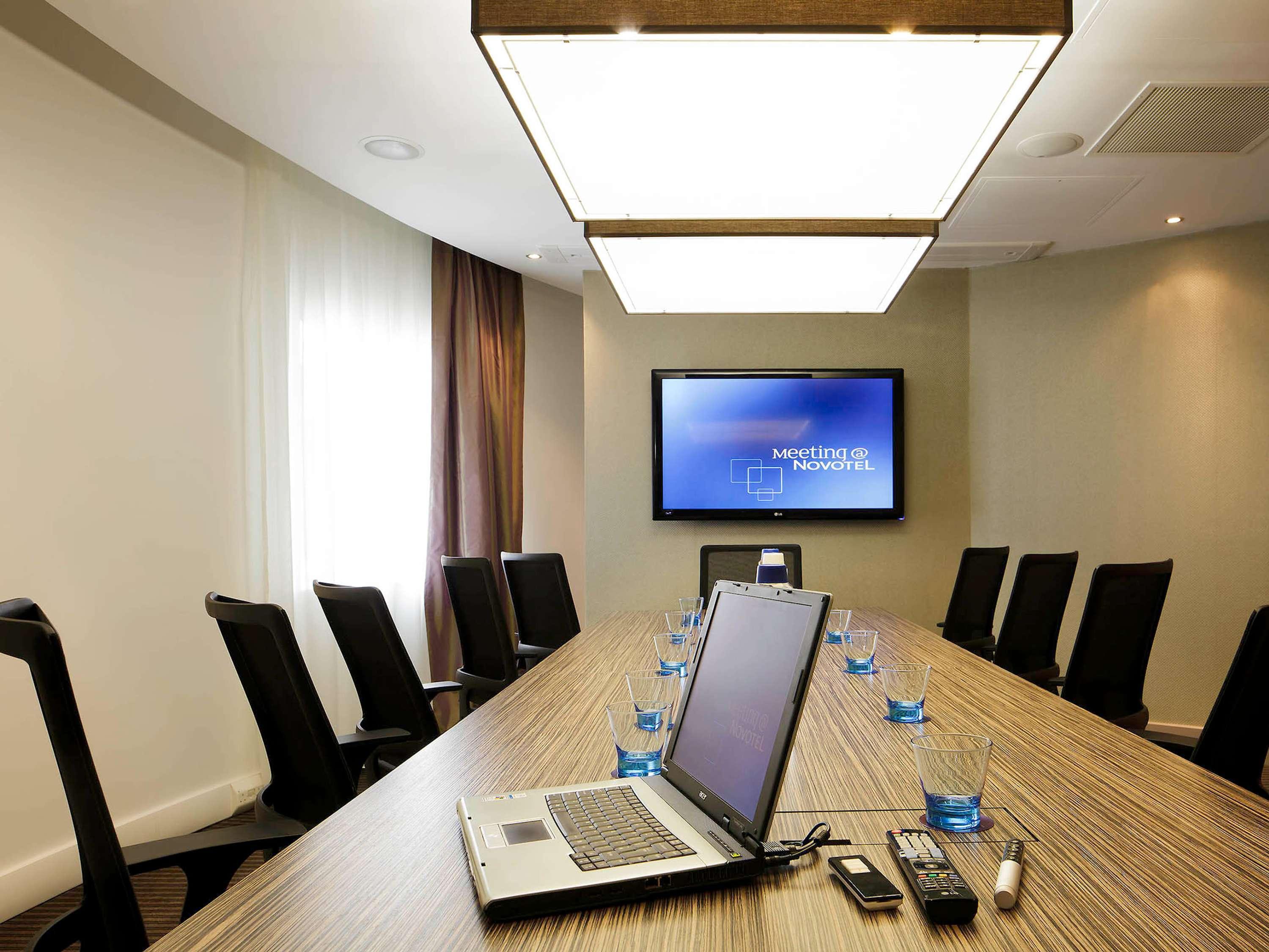 Sala de Reuniones Novotel Manchester Centre