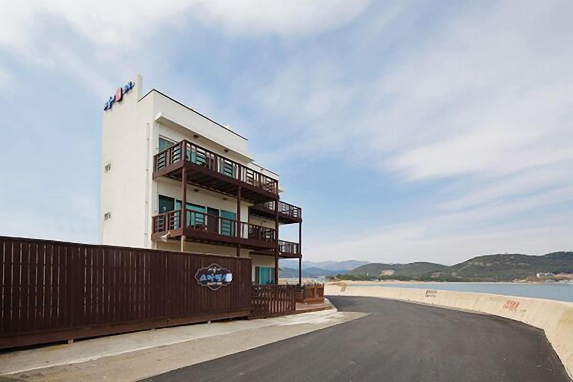 Vista Exterior Pohang Sea Shore Pension