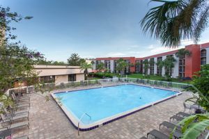 Paquete - Grand Hotel Orlando at Universal Blvd - Shuttle to Theme Parks