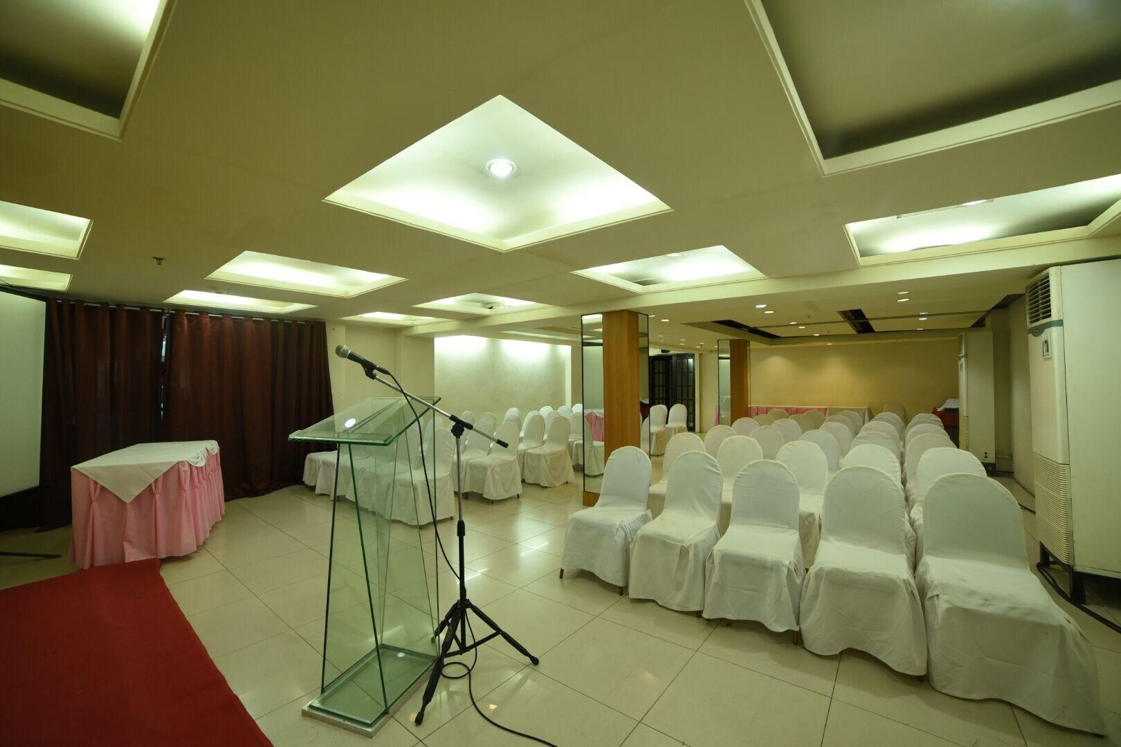 Sala de Reuniones Marcian Business Hotel