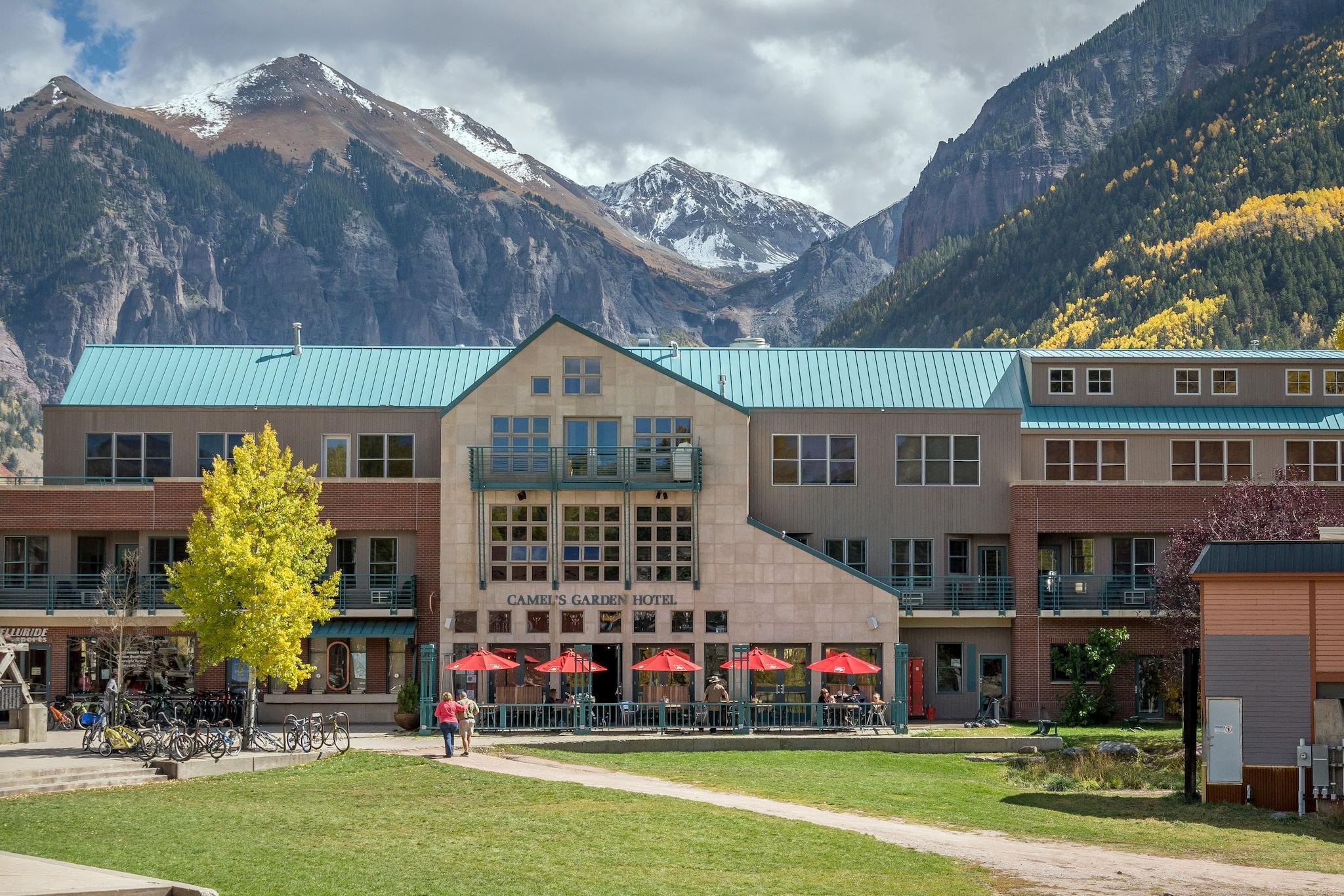 Vista Exterior Camel's Garden Hotel