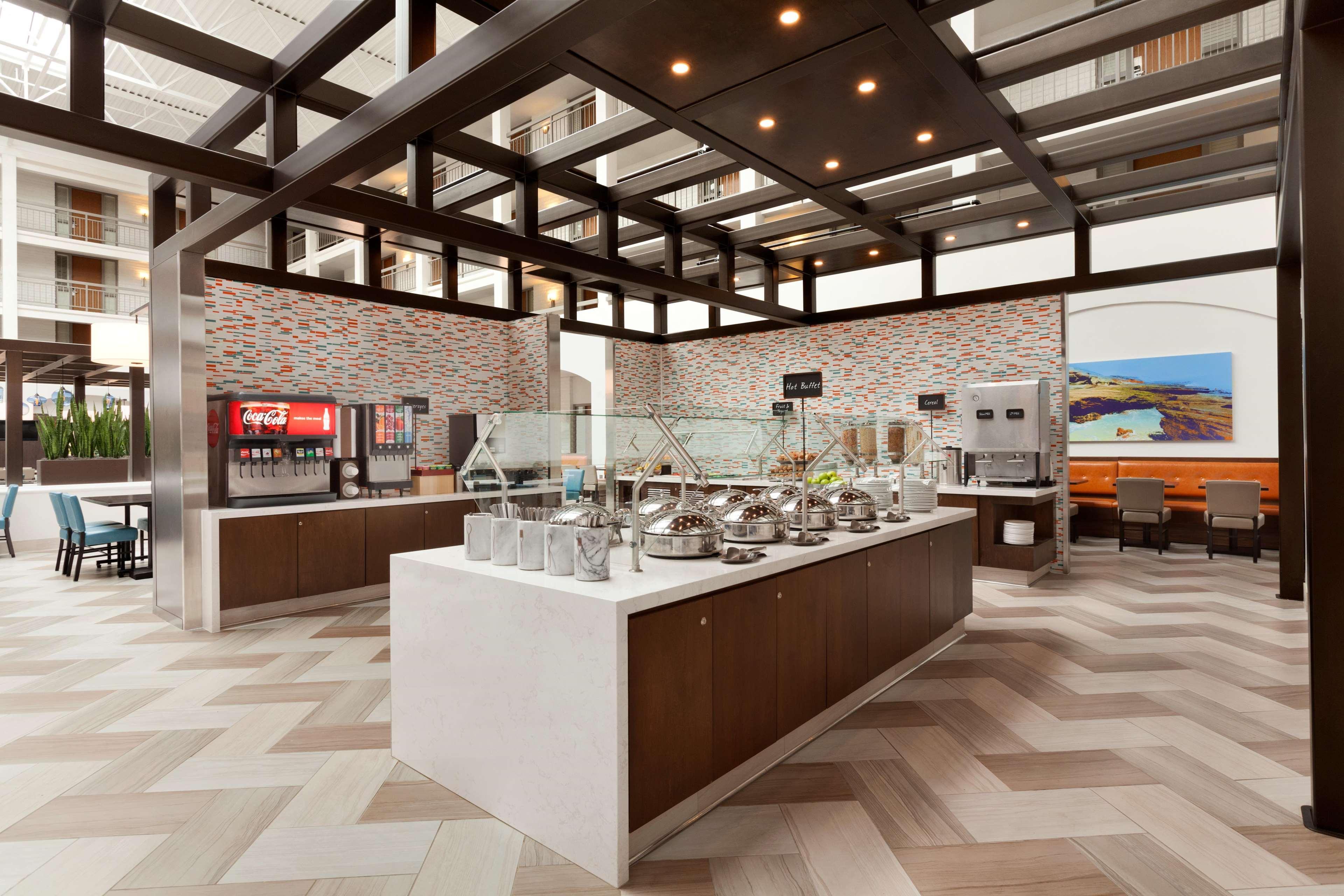 Restaurant Embassy Suites by Hilton San Luis Obispo