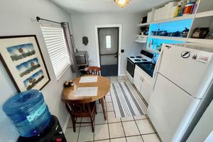 Alquiler Vacacional - Riverwalk Retreat - Steps from Armature Works, The Pearl, ULELE, and Downtown