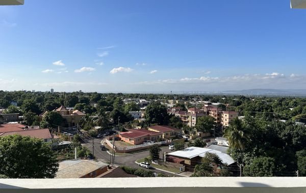Studio Chateau - Manor Park, Kingston 8