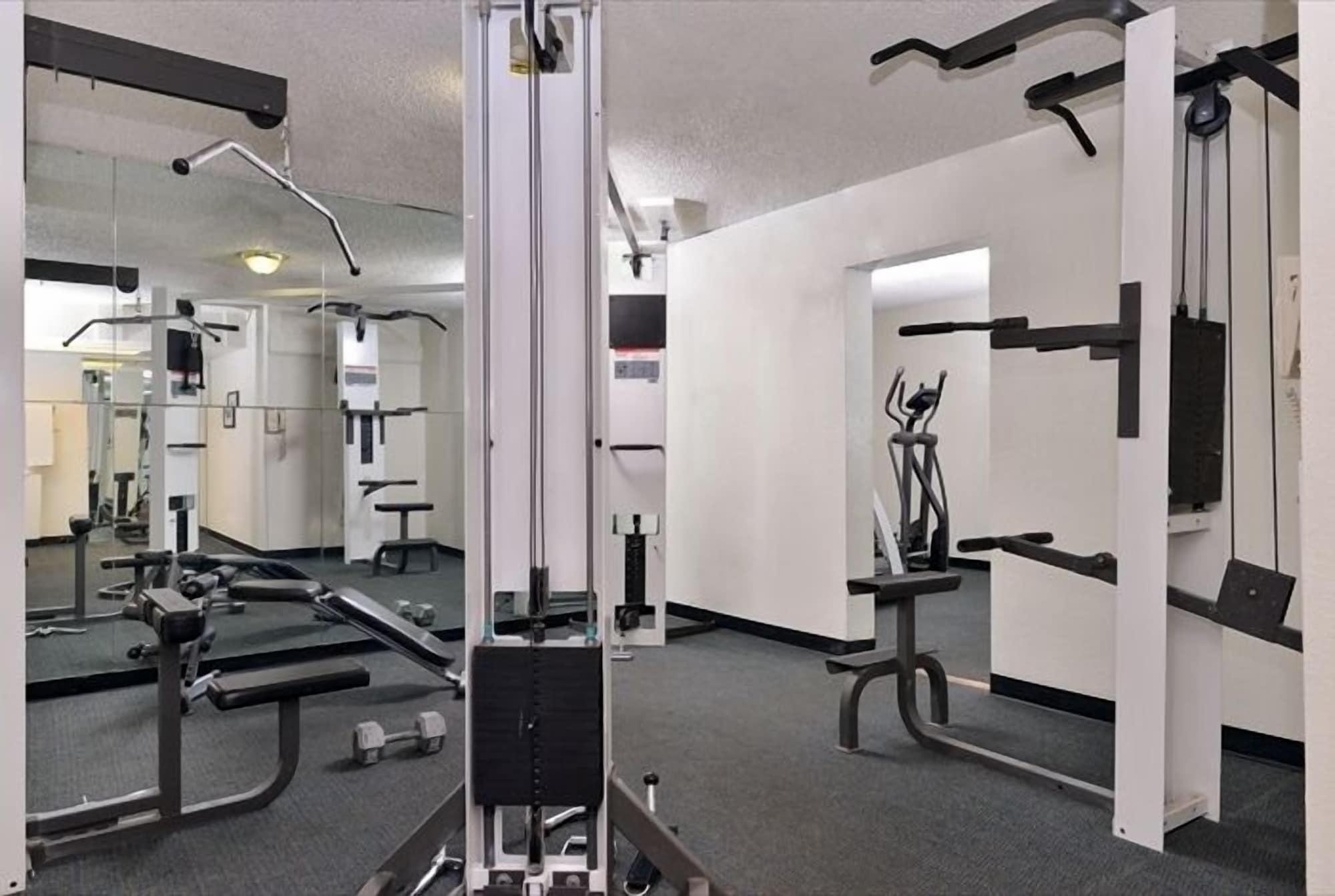 Gimnasio The Classic Desert Aire Hotel