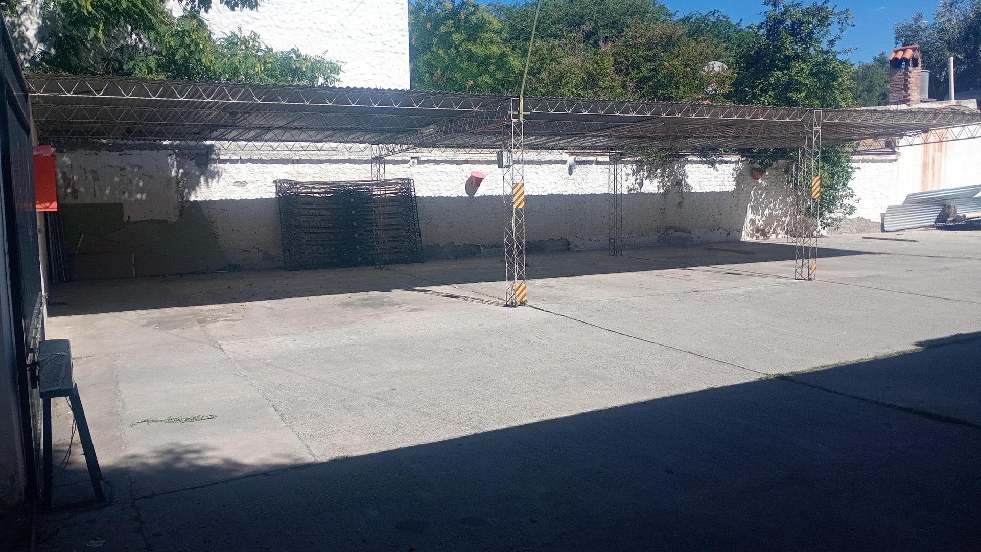 Estacionamiento Hotel Asembal