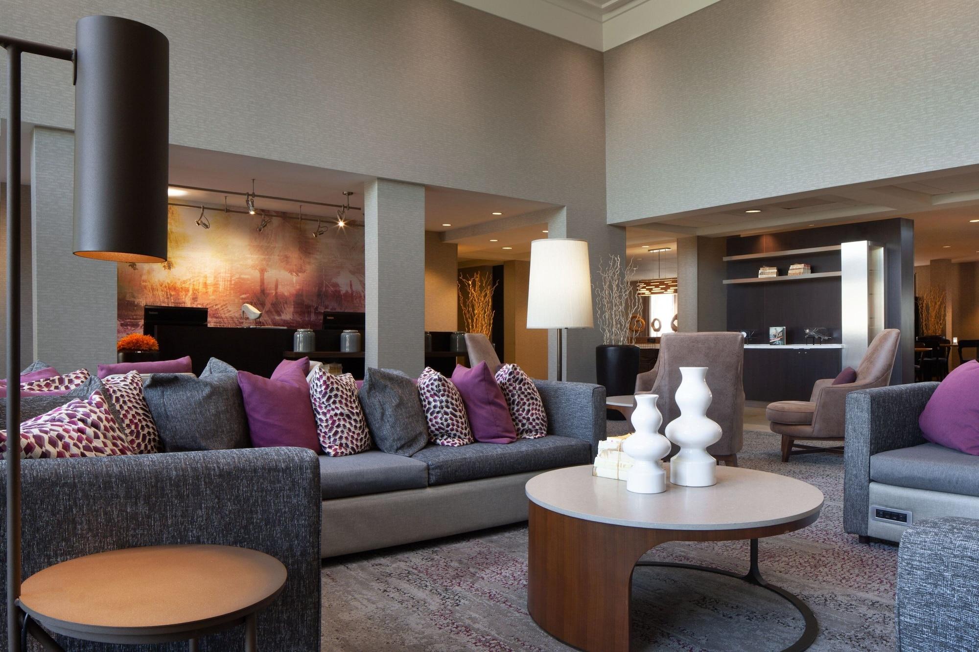 Vista Lobby Courtyard by Marriott Oakland Airport