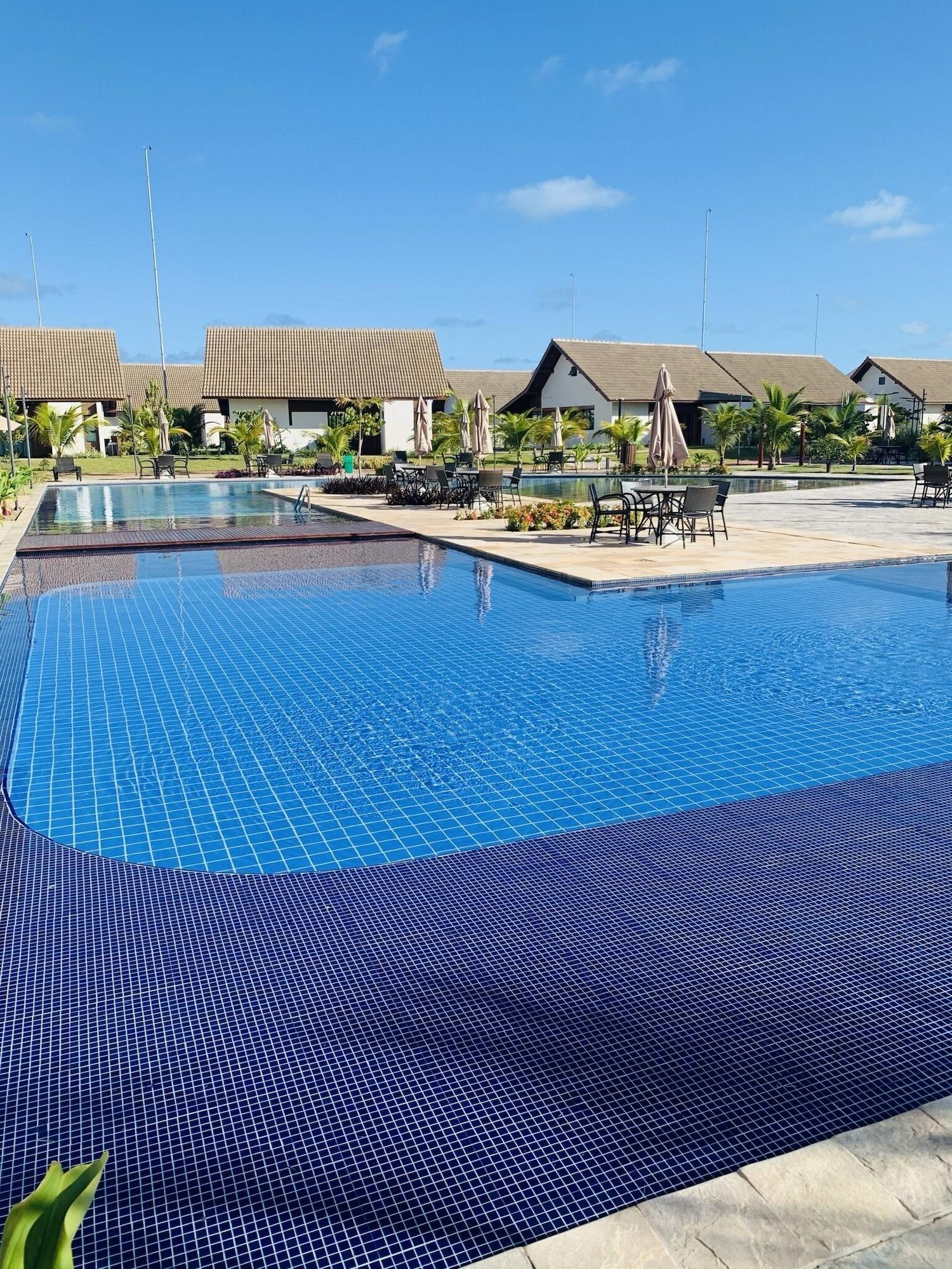Vista Piscina Cupe Beach Living