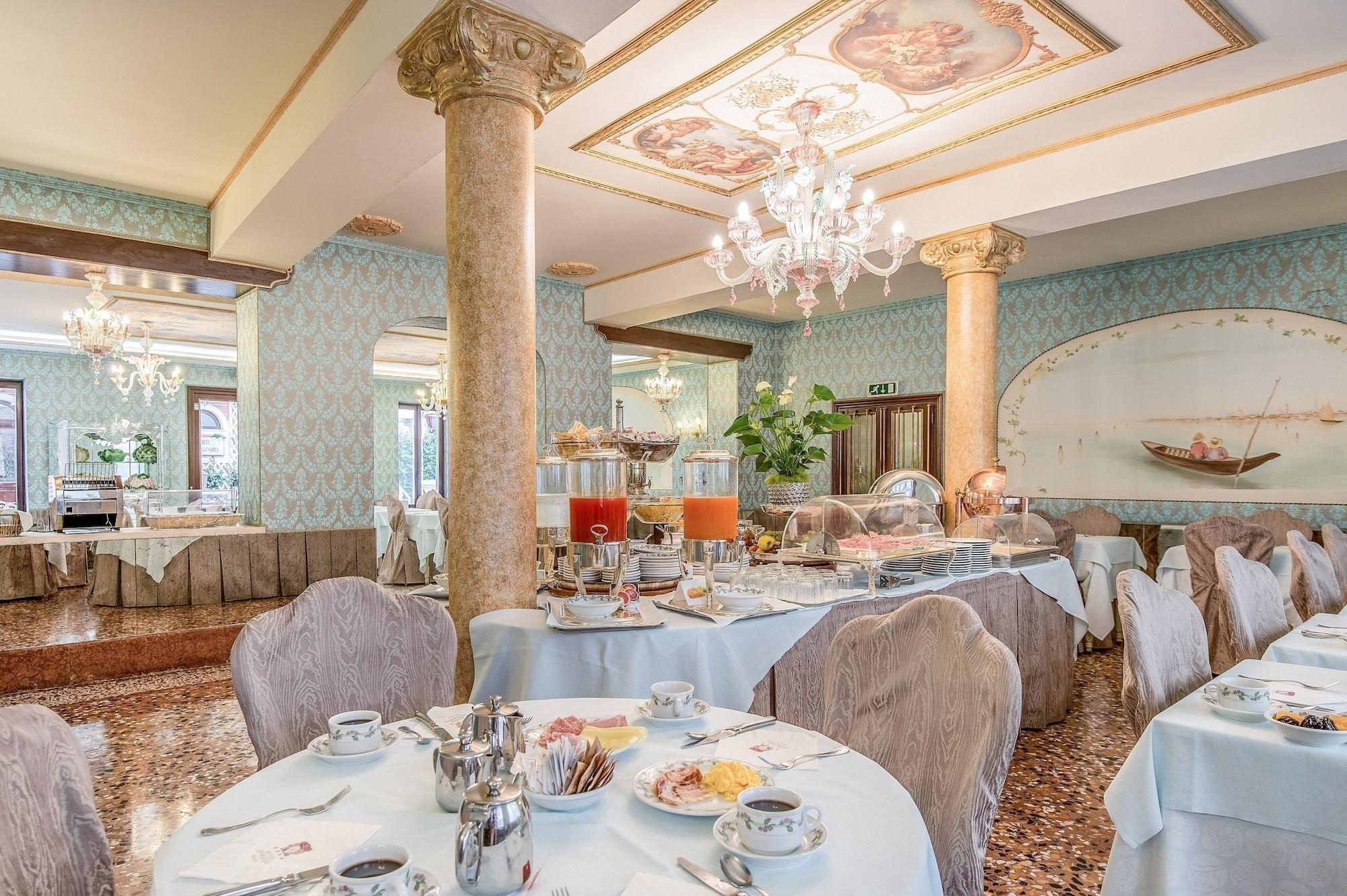 Vista Lobby Hotel Giorgione