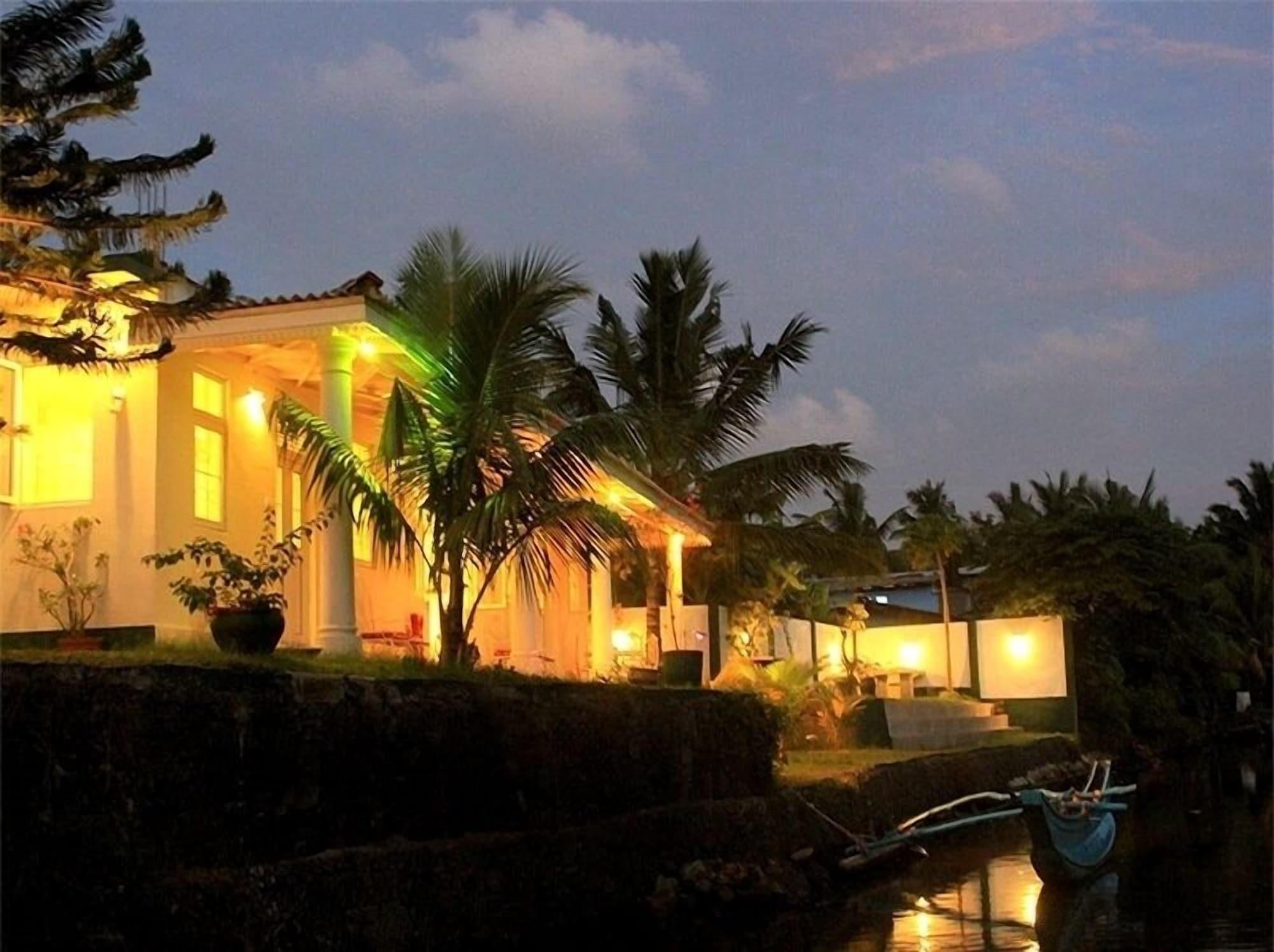 Varios Villa Harbour View