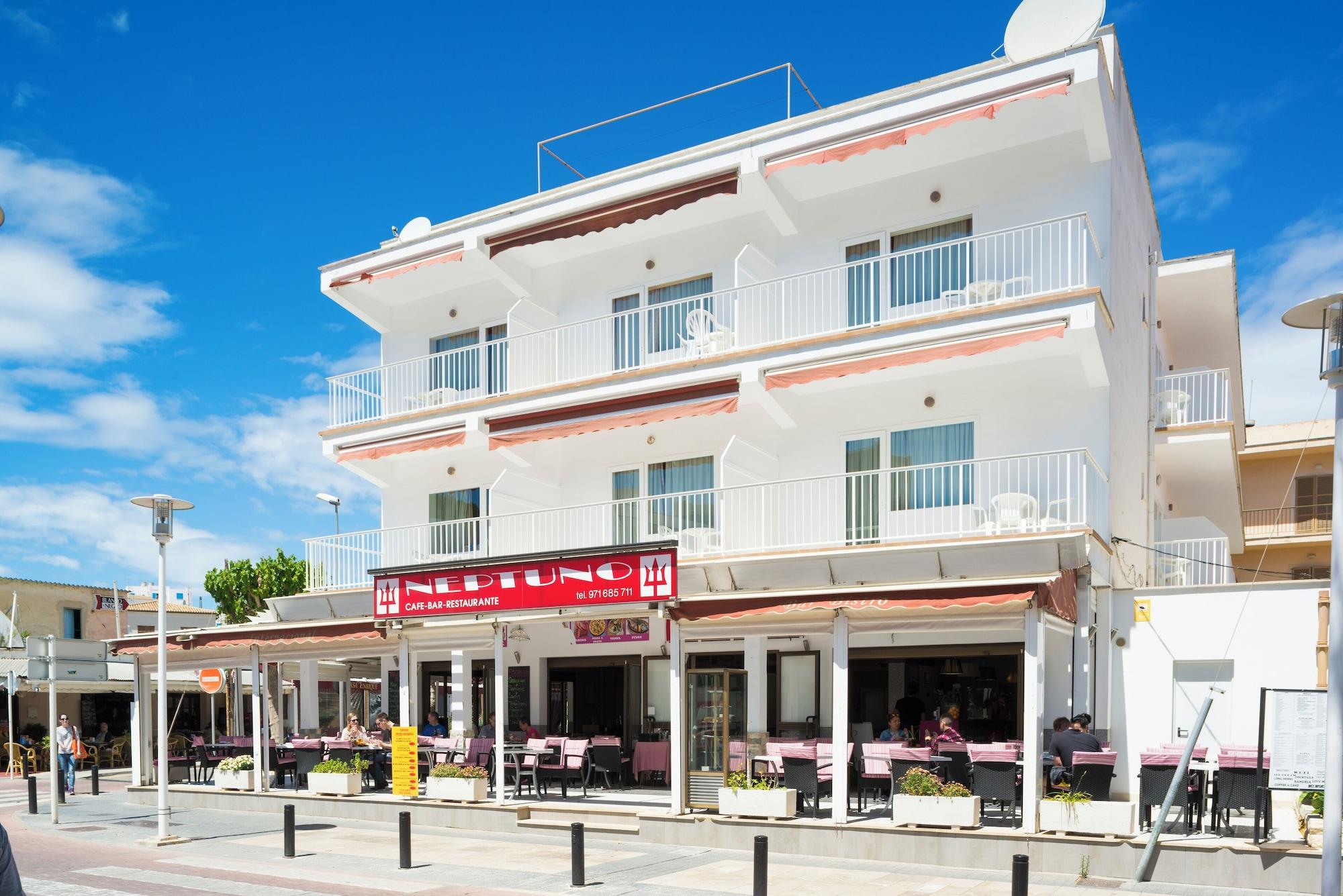 Vista Exterior Hostal Neptuno