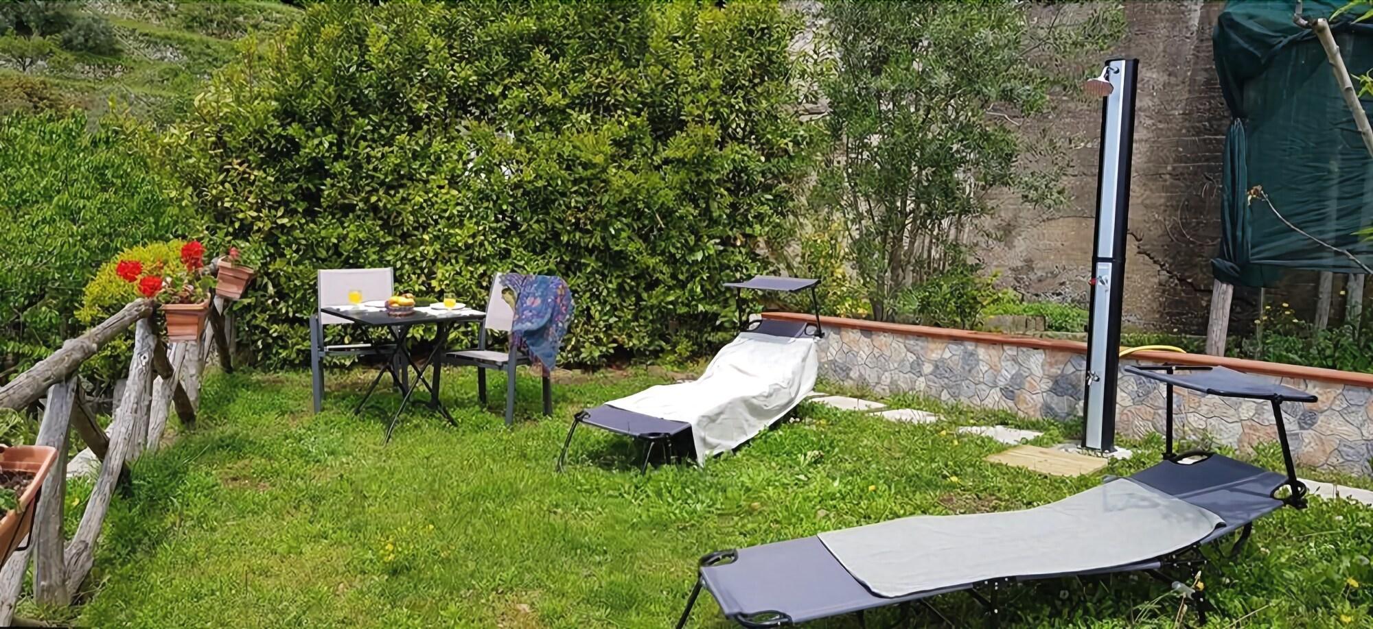 Varios Casa Falcone B&B