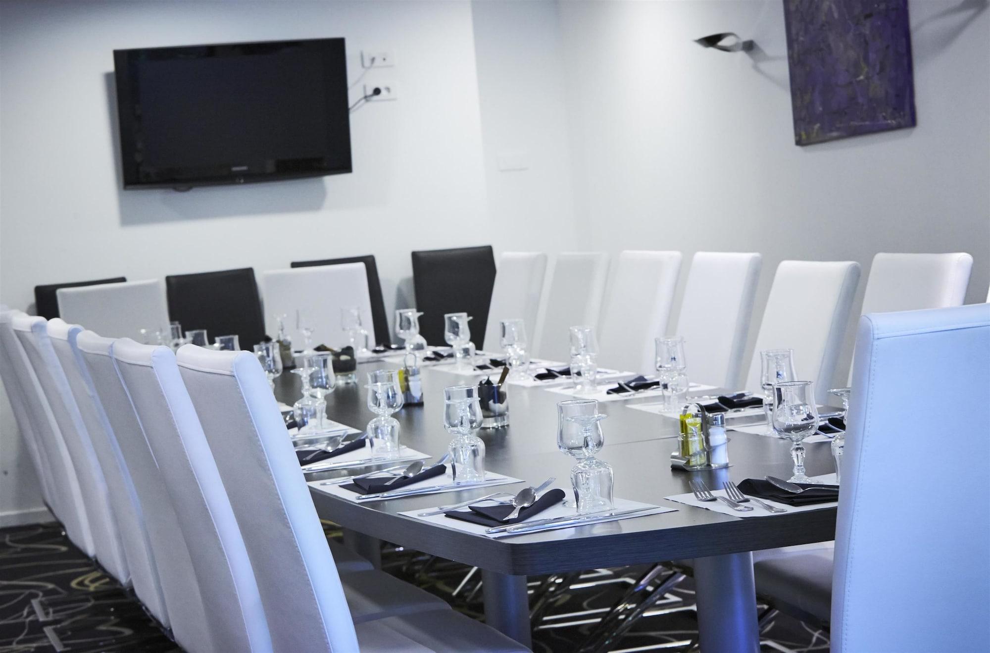 Sala de Reuniones Hôtel Kyriad Saint Quentin en Yvelines - Montigny