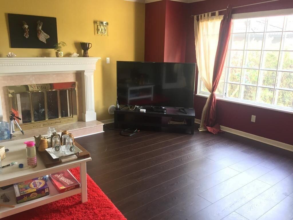 Varios Beijing Vancouver Homestay