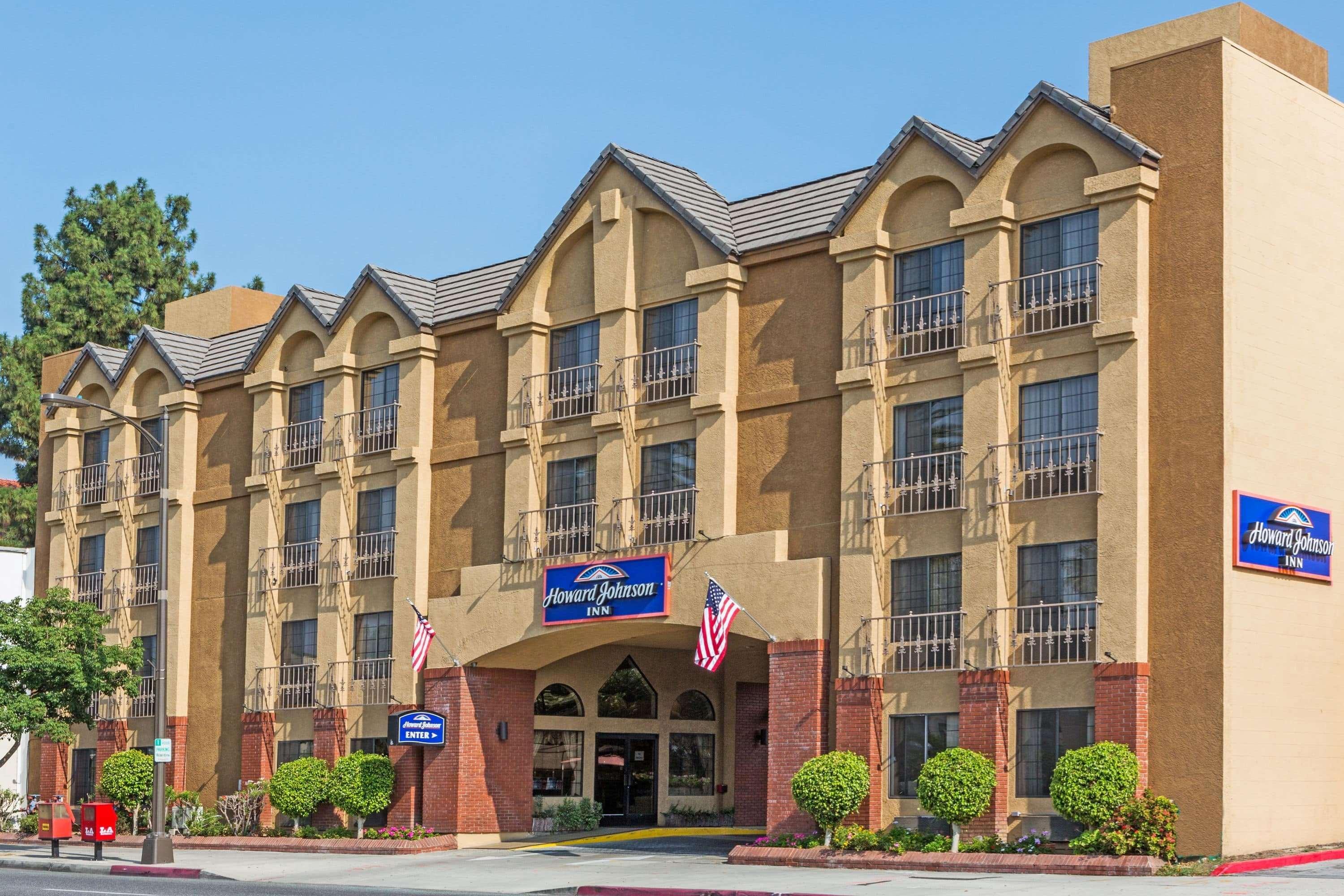 Vista Exterior Howard Johnson by Wyndham Pasadena